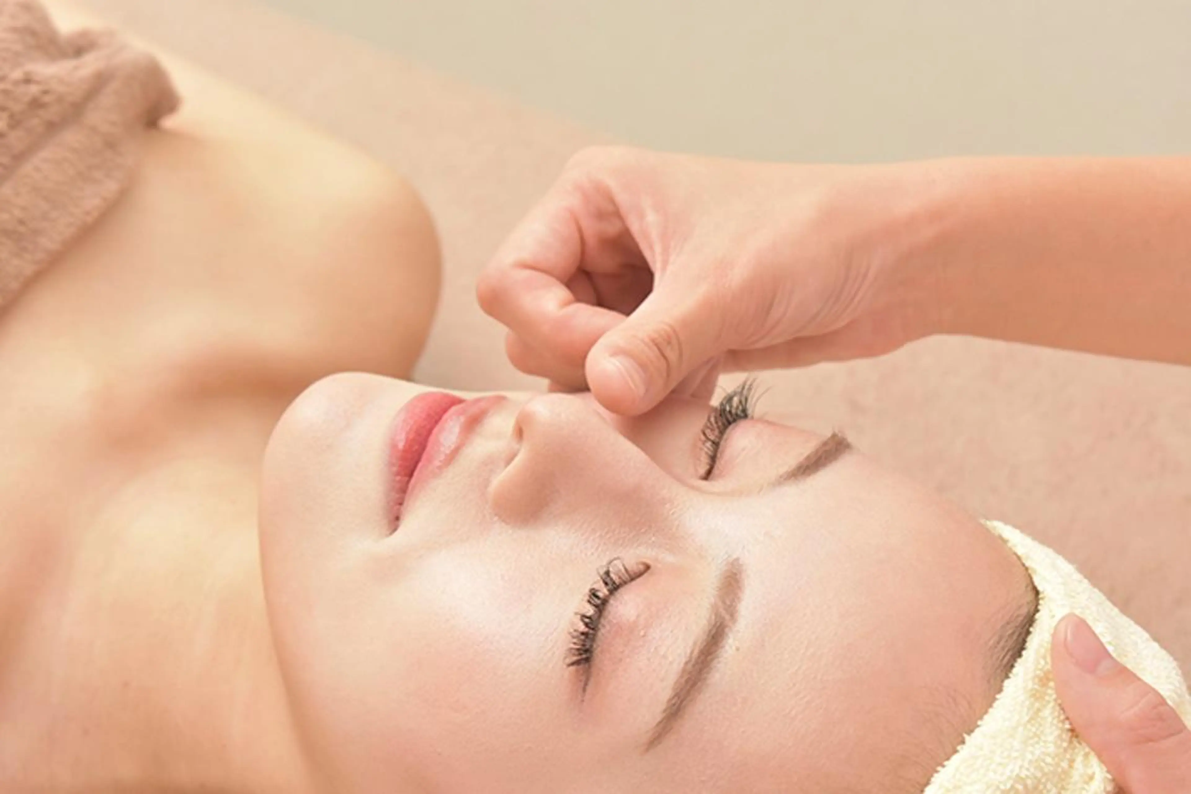 【🉐韓流すっきり小顔コルギ💆♀️】小顔コルギ+上半身リンパマッサージ 30分コースの写真