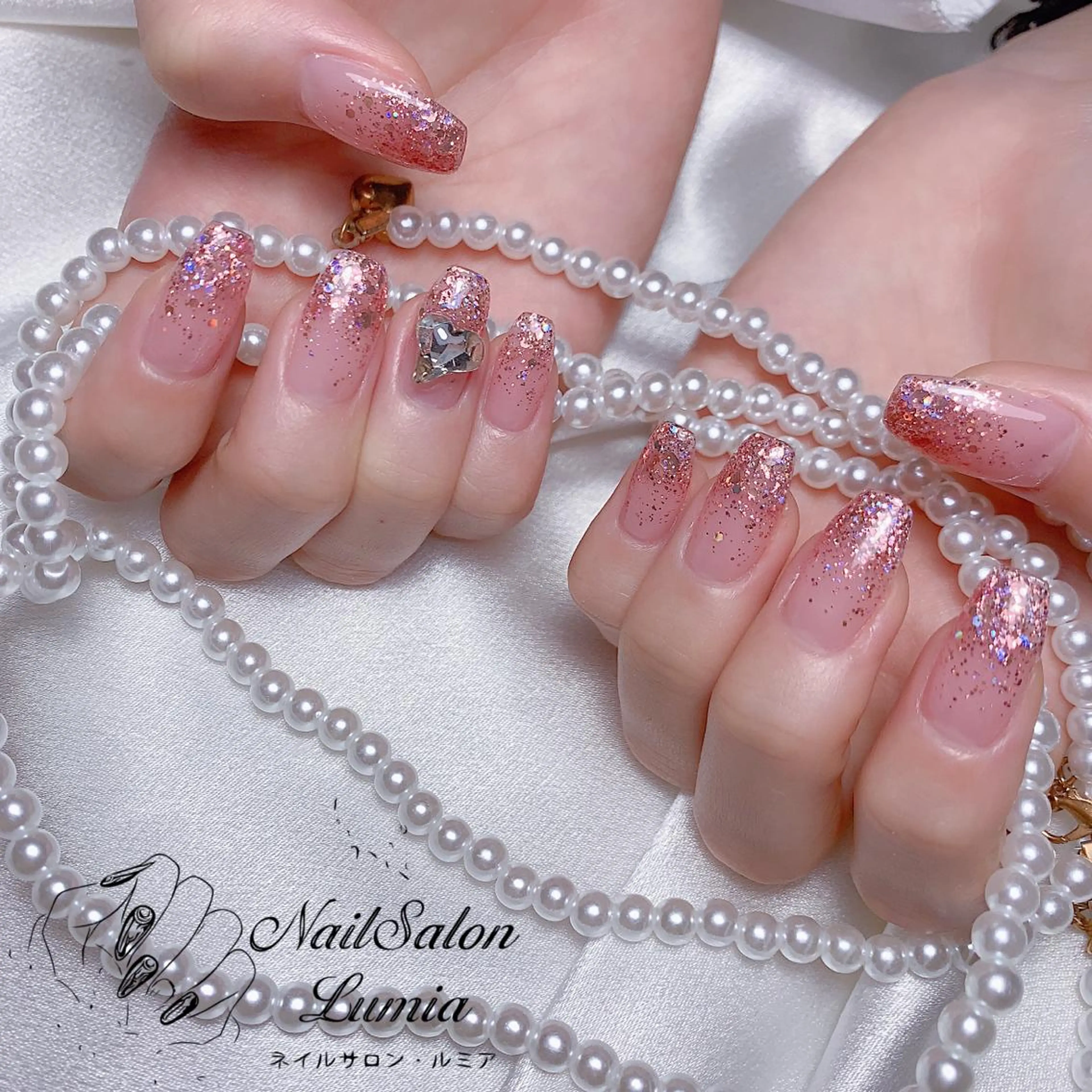 ネイル グラデーション ラメ(グリッター) ラメグラデーション ハンドネイル ネイルサロン ルミア Lumia 店長のネイルデザイン
