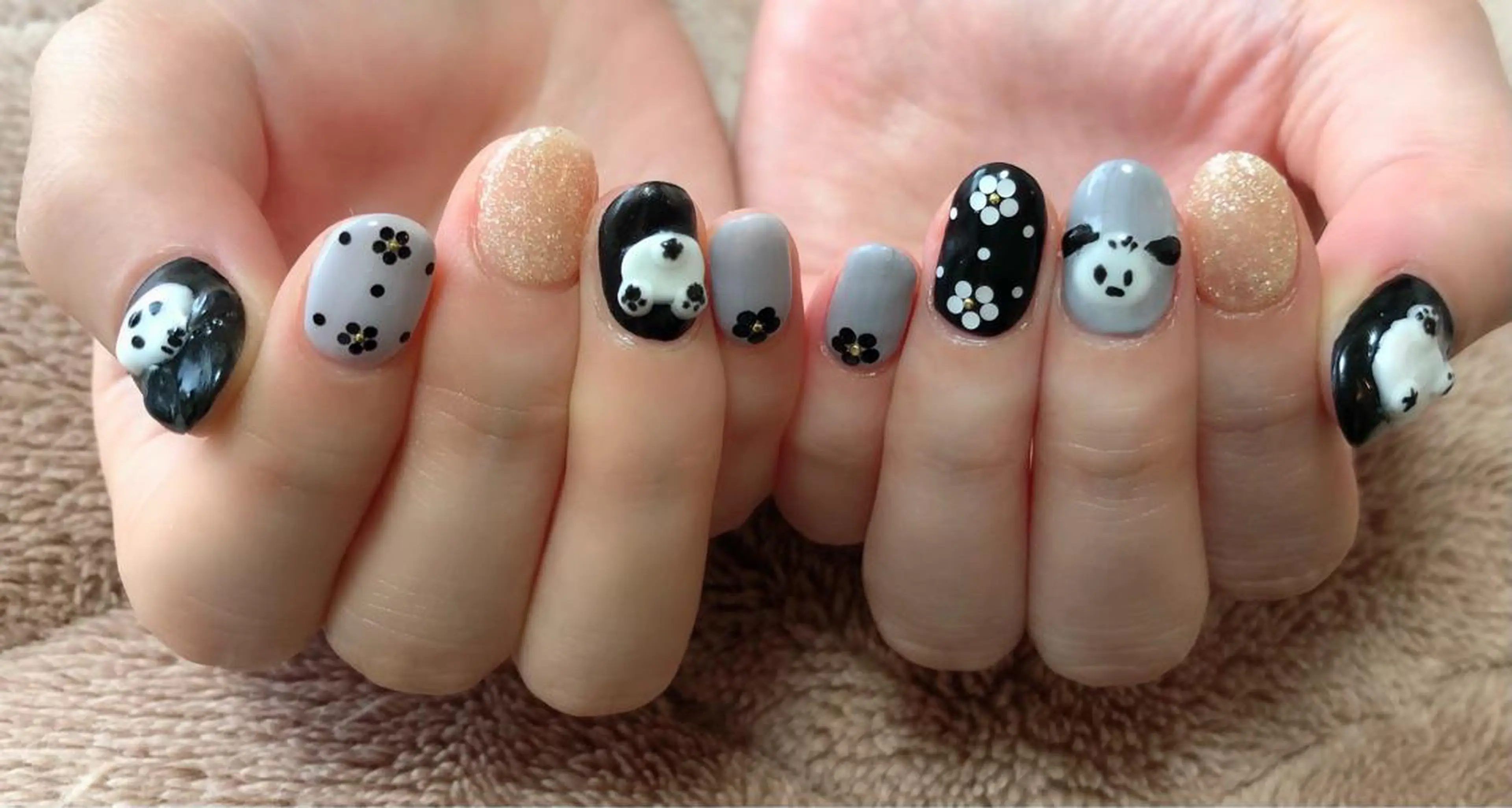 ネイル ハンドネイル t. yoshizawaのネイルデザイン