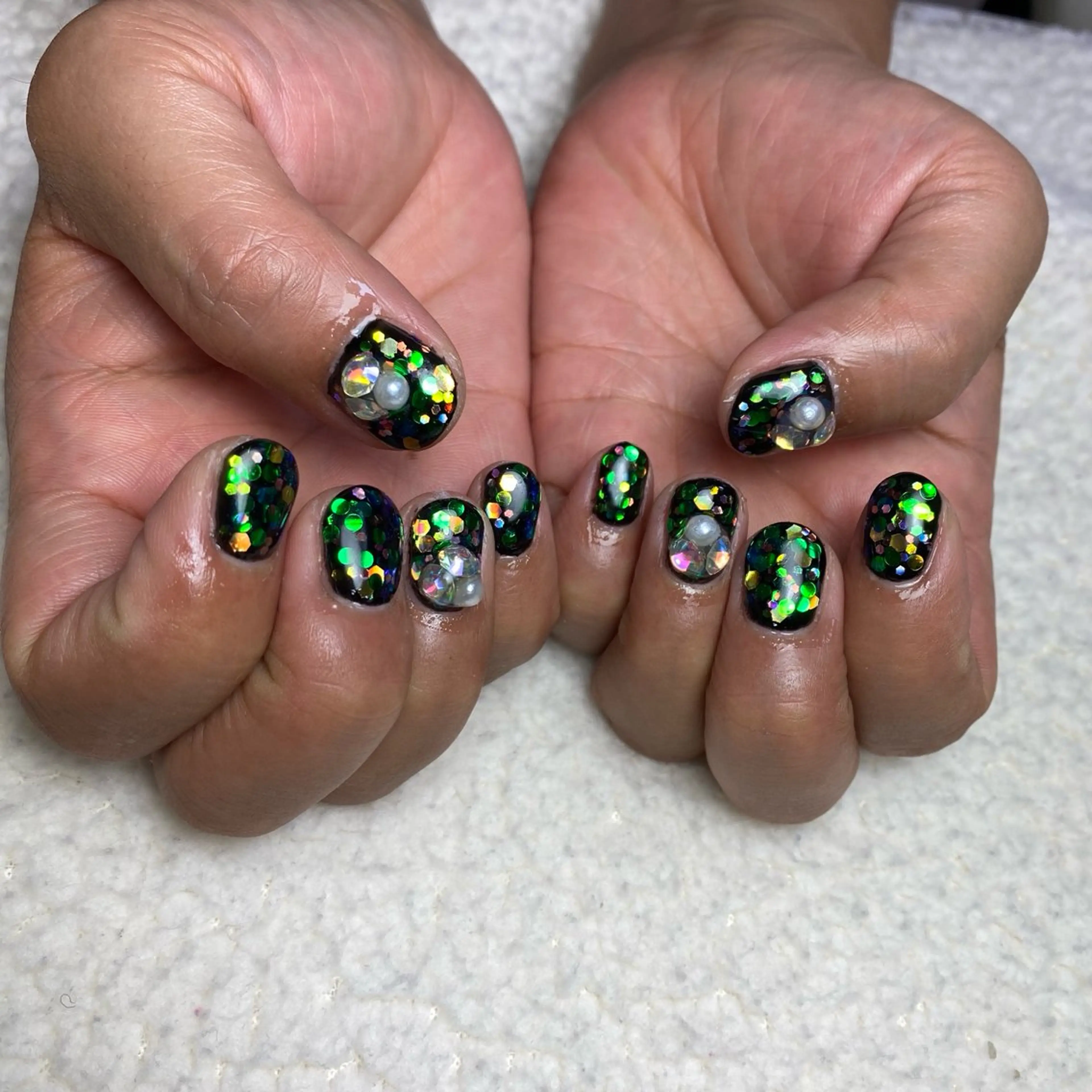 ネイル ホログラムネイル ハンドネイル COCO+所属・COCO +のエステ・リラクイメージ