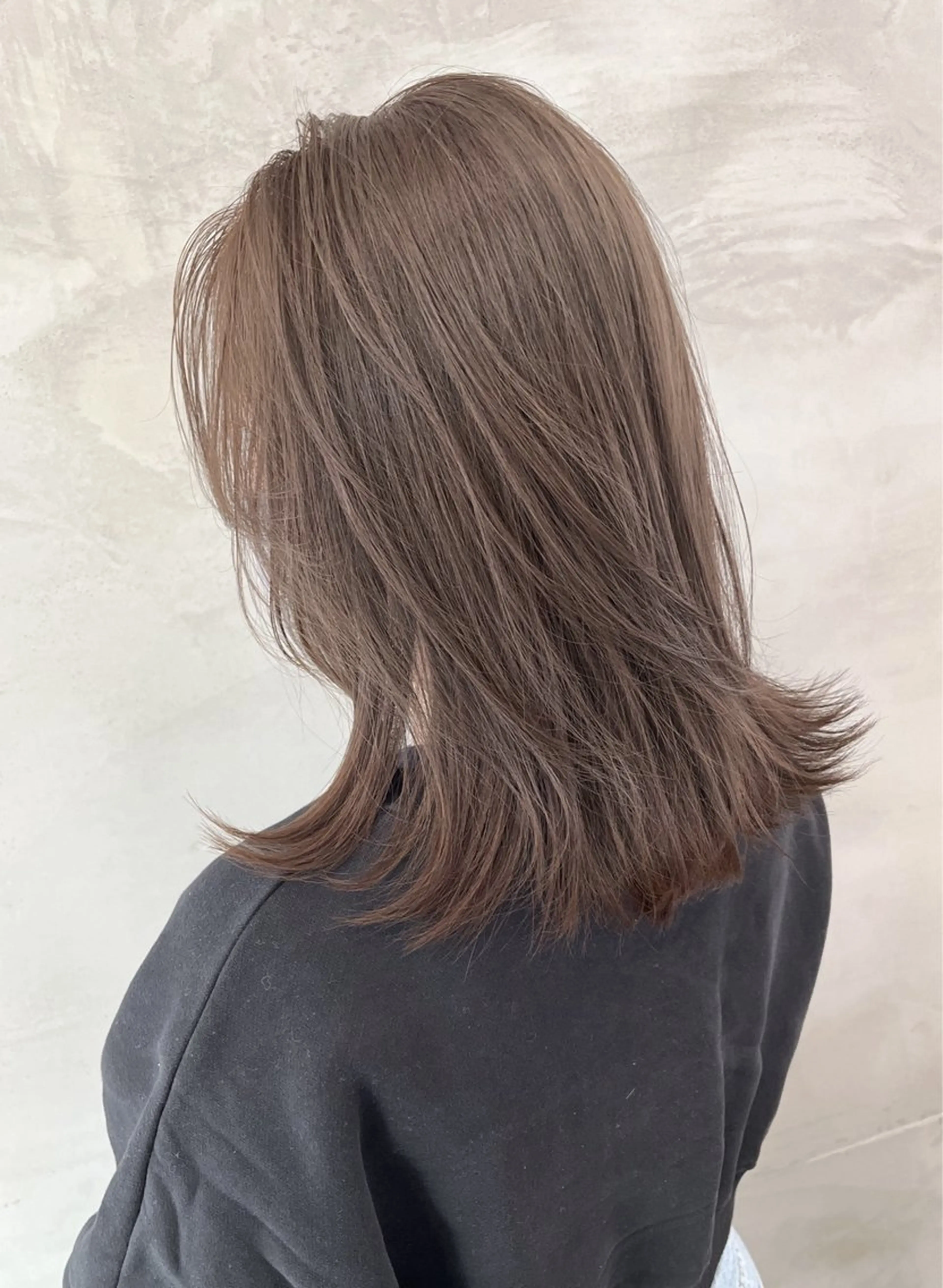 ミディアム カラー ベージュカラー ブリーチ ヘーゼル ブリーチなしカラー ヘアカラー トリートメント 🫧透明感カラー🫧 OIKAWAのヘアスタイル