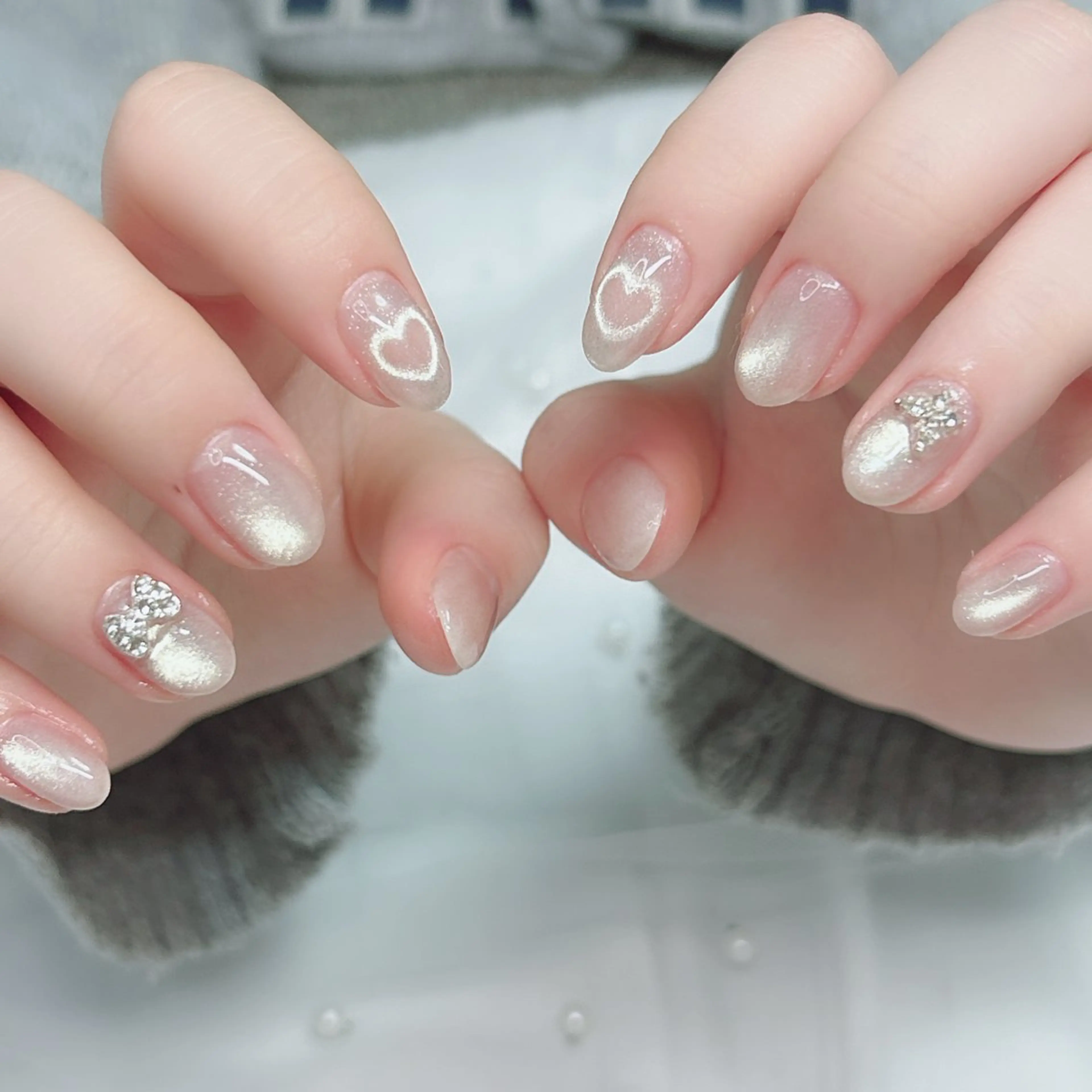 ネイル オーロラネイル ミラーネイル オフィスネイル ワンカラーネイル シンプルネイル ハンドネイル Cute Tips nailのネイルデザイン