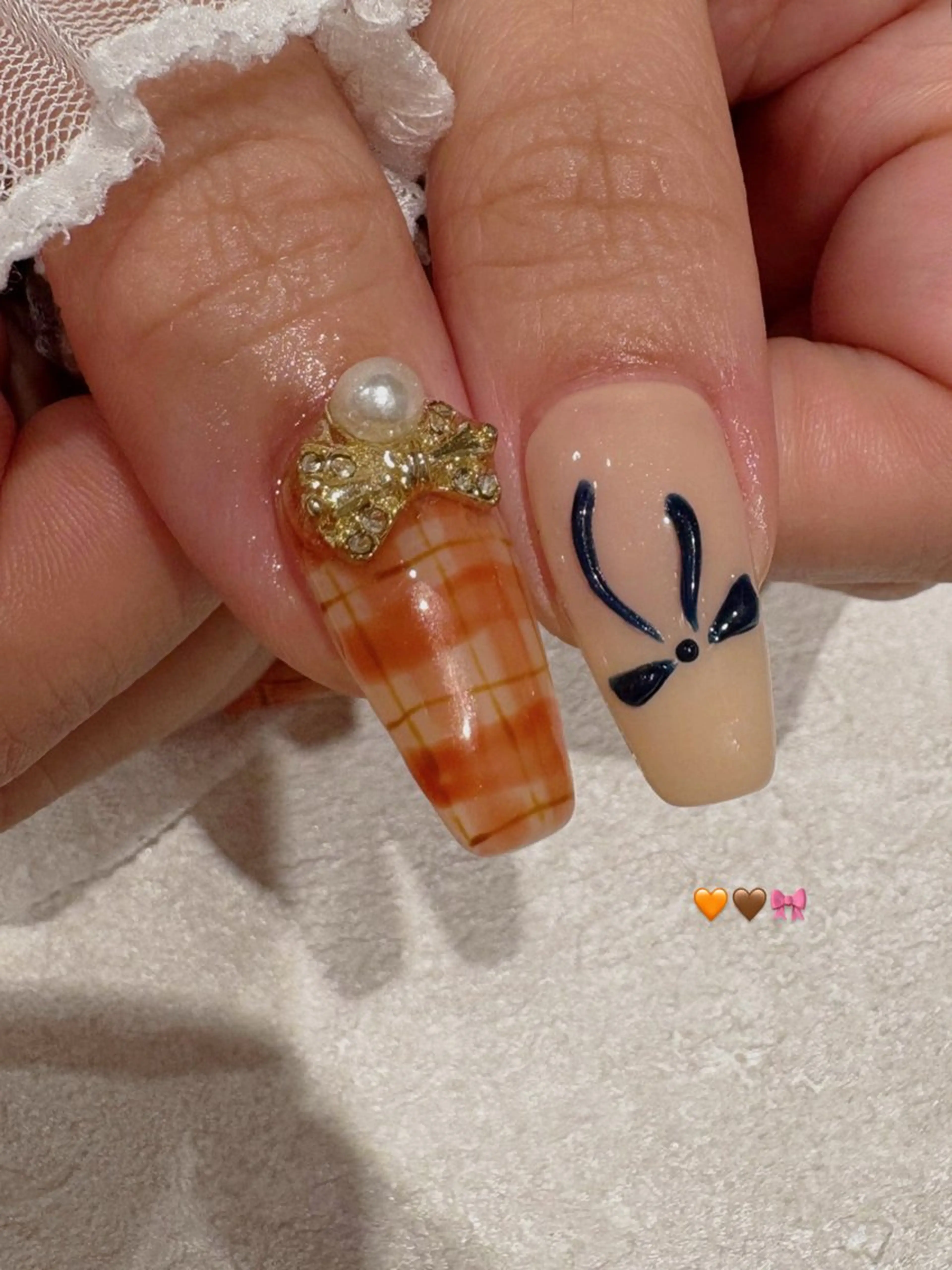 ネイル リボン ハンドネイル She nail studio 原宿所属・パラジェル有/ スカルプ/mahoのネイルデザイン