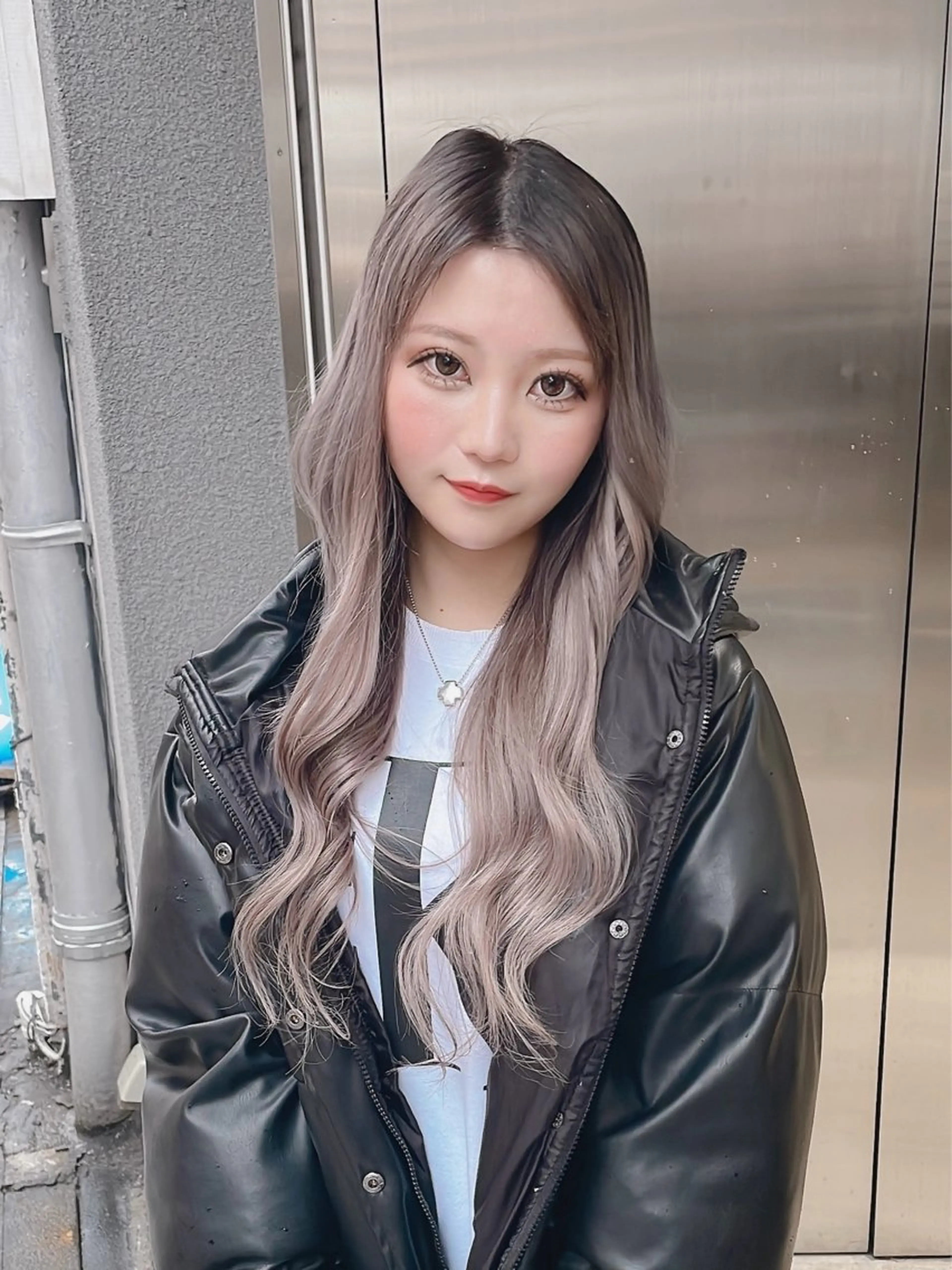 カラー ヘアカラー エクステ Nuit 新宿所属・エクステ×ブリーチ× レイヤー🌟Kのヘアスタイル