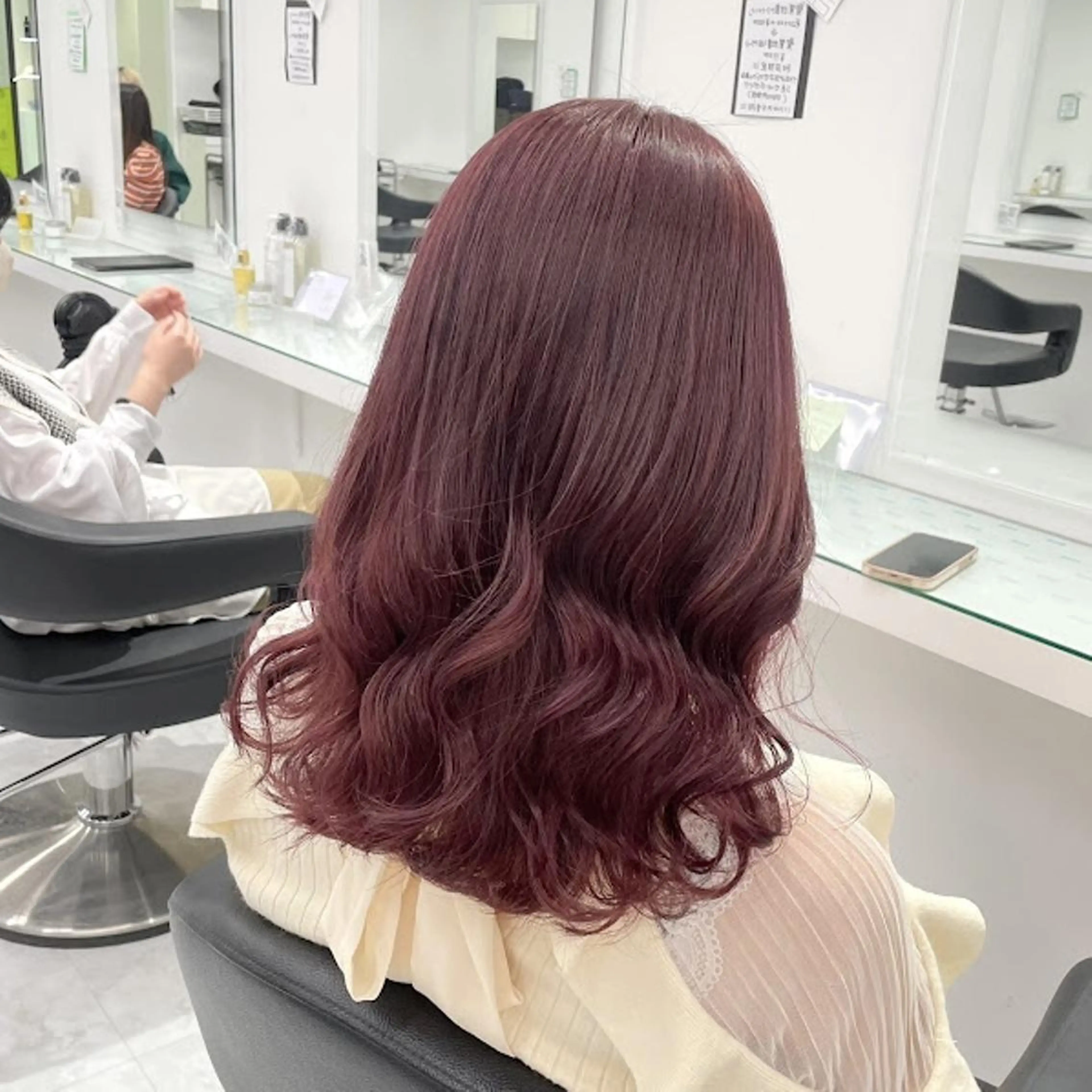 カラー 🪞official FRUITS渋谷🩰のヘアスタイル