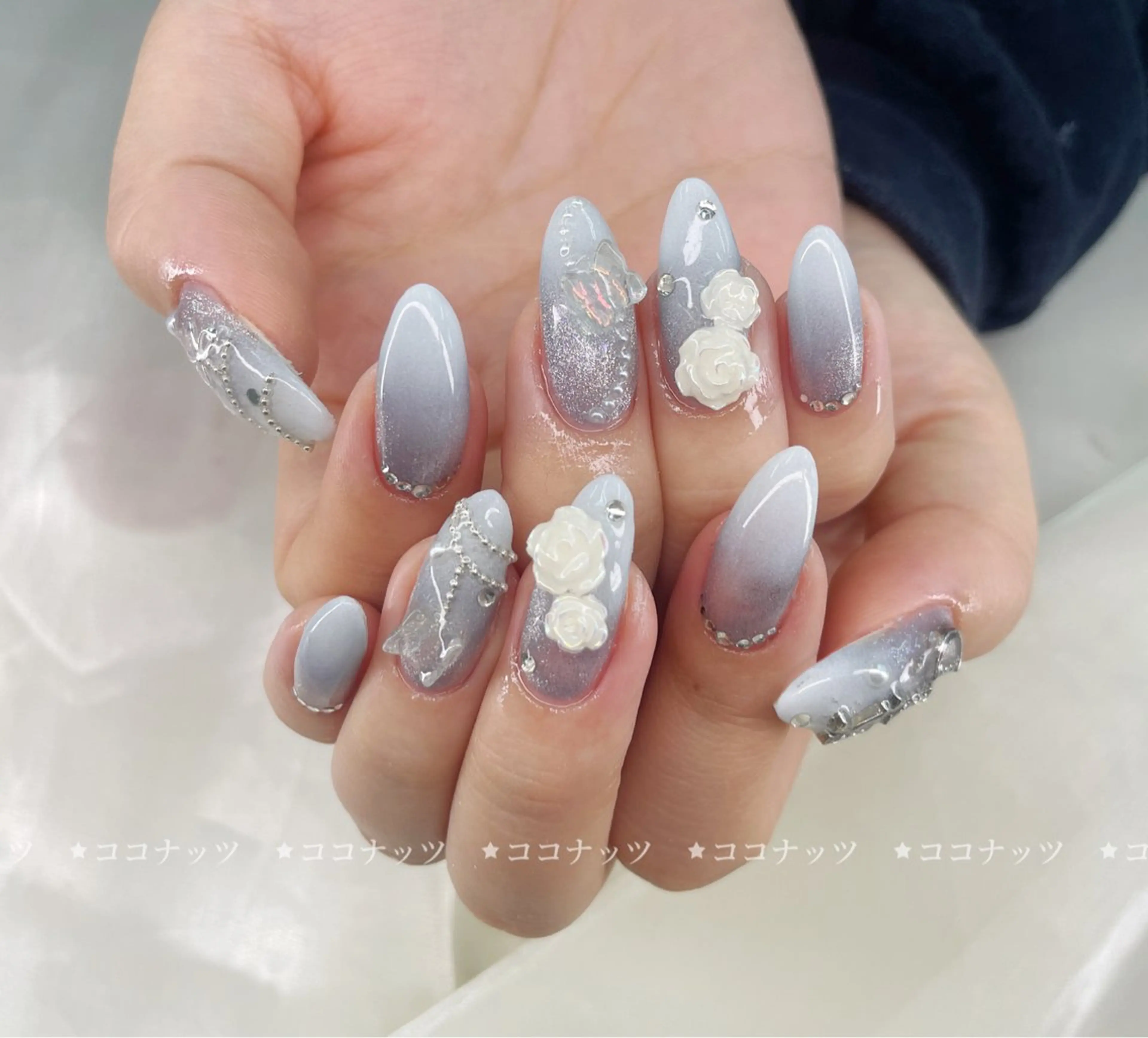ネイル べっ甲ネイル フレンチネイル キラキラネイル マグネットネイル 大理石ネイル(マーブル) ハンドネイル 神田 ココナッツのネイルデザイン