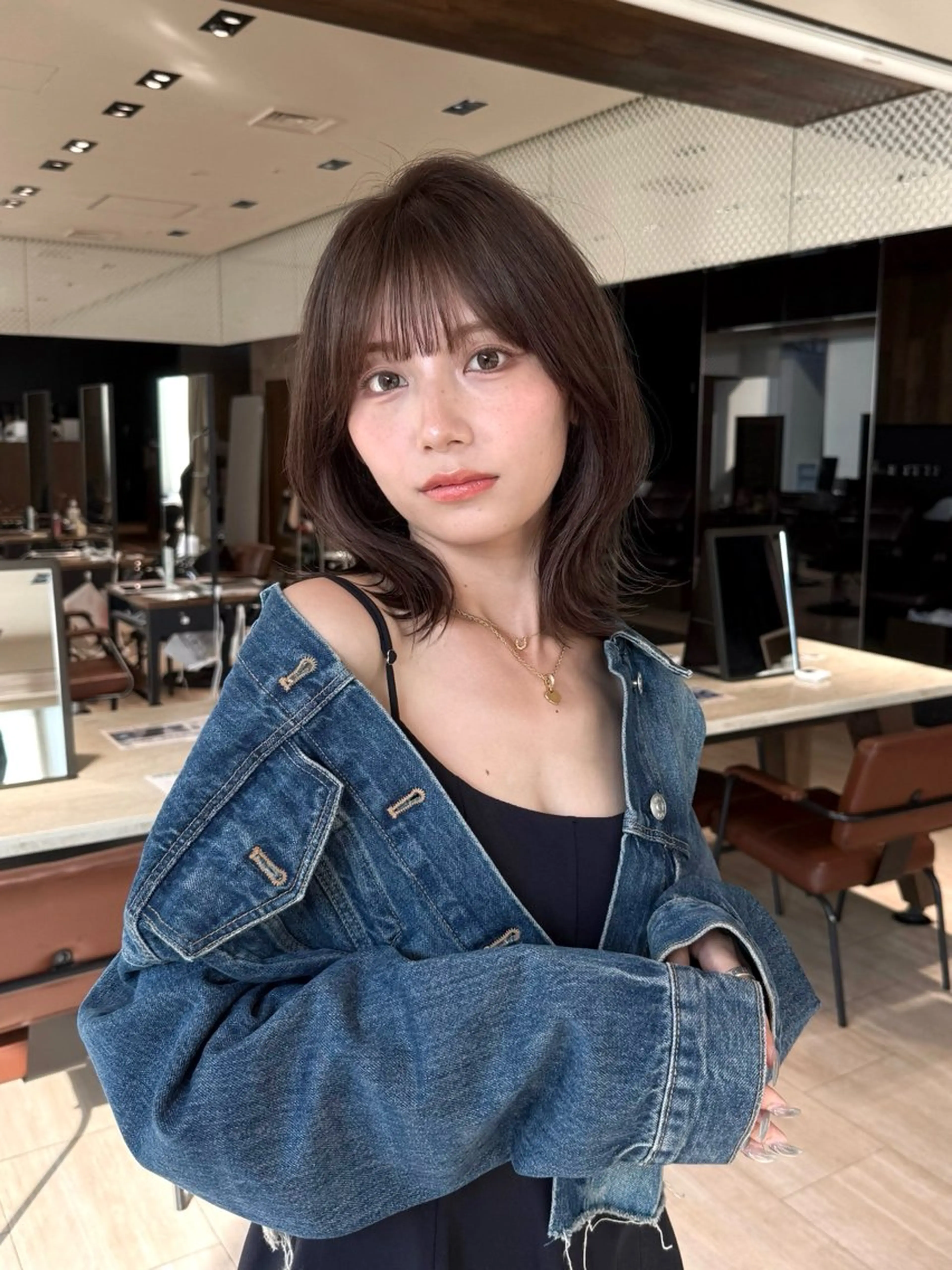 ミディアム カット トリートメント レイヤー/顔周り カット/松岡 祥利のヘアスタイル