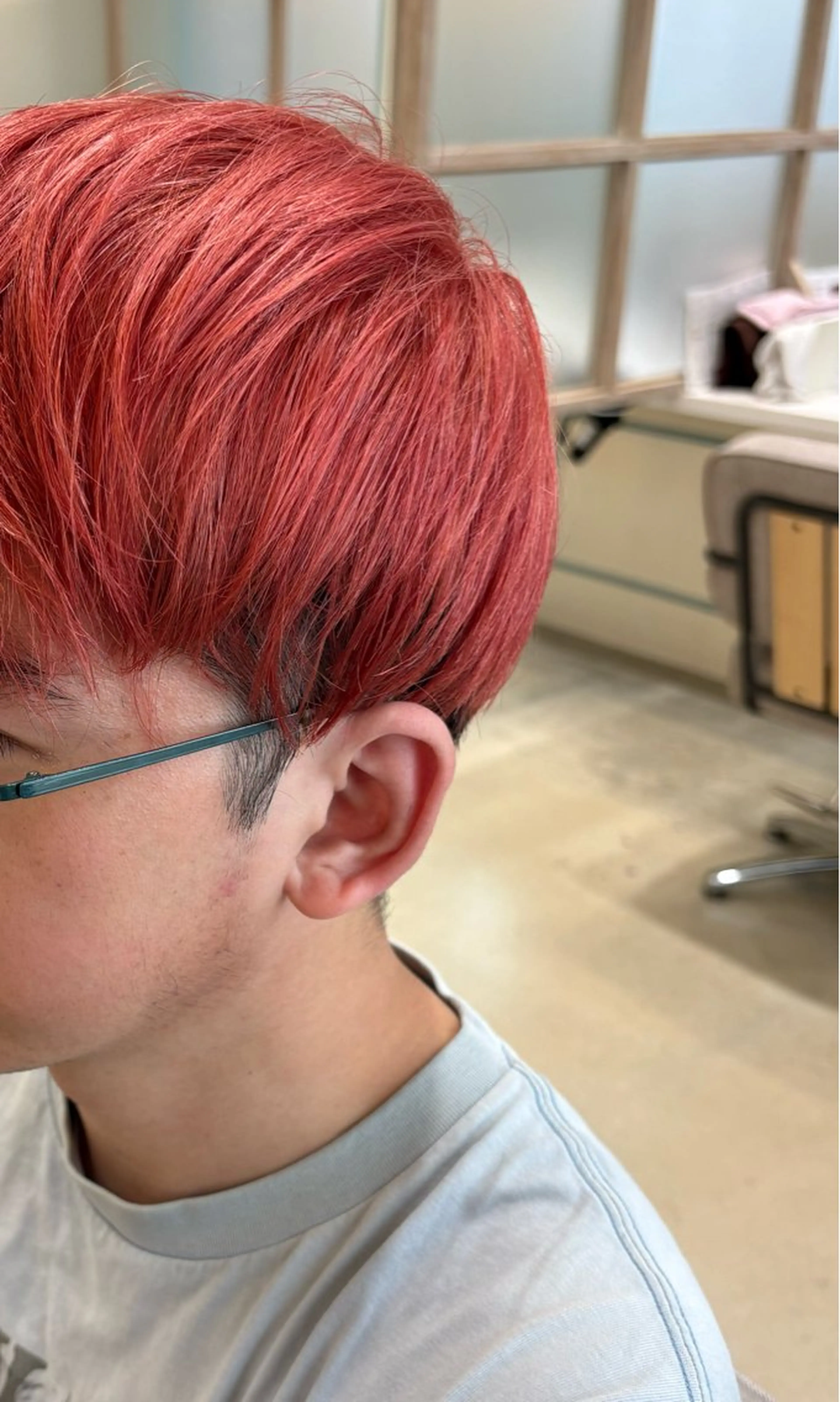 カラー メンズ メンズハイトーン ハイトーンカラー オレンジ レッドカラー ヘアカラー つちだ ゆうひ / 暗髪カラー⟡.·のヘアスタイル