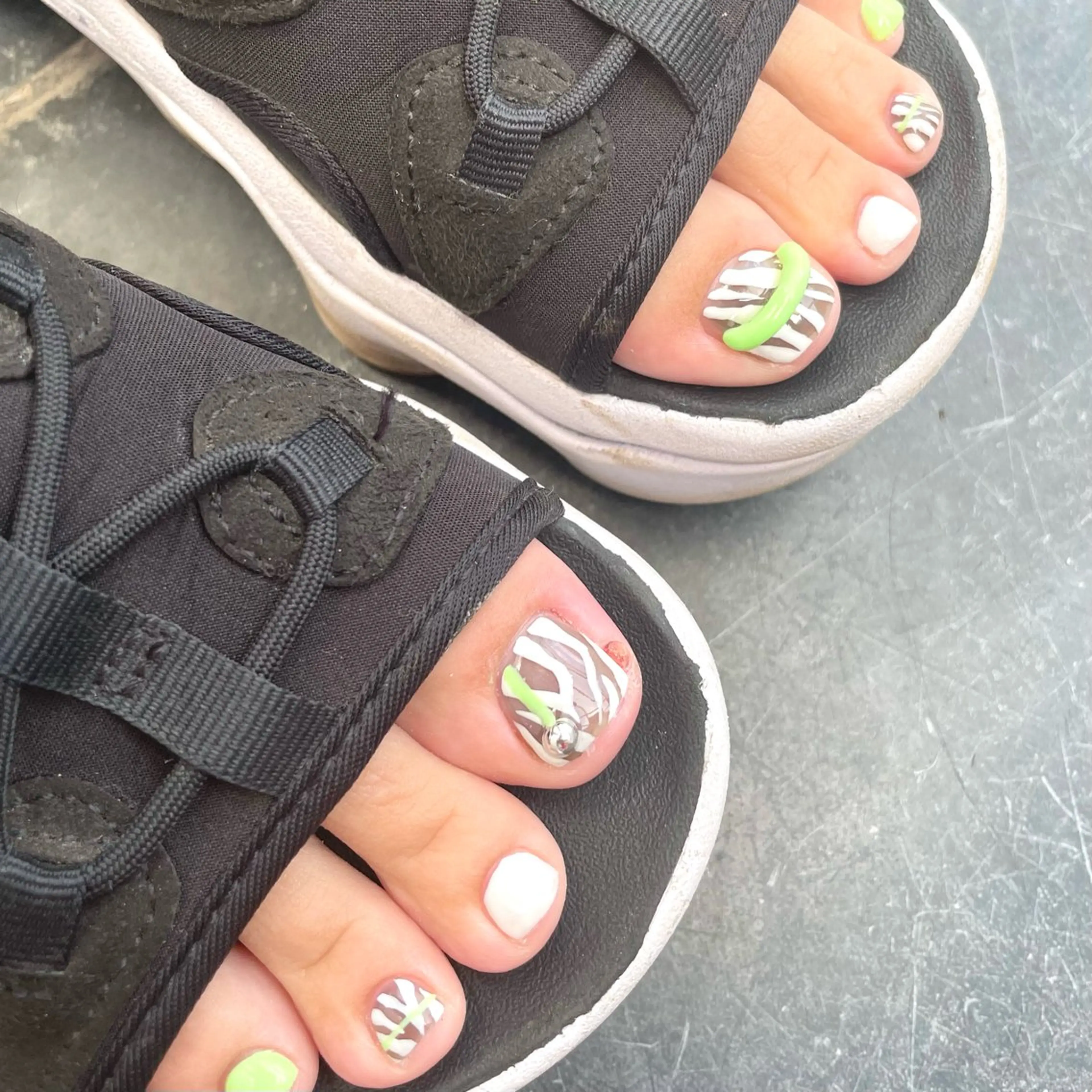 ネイル フットネイル Nail ヌシん家 AKANEのネイルデザイン