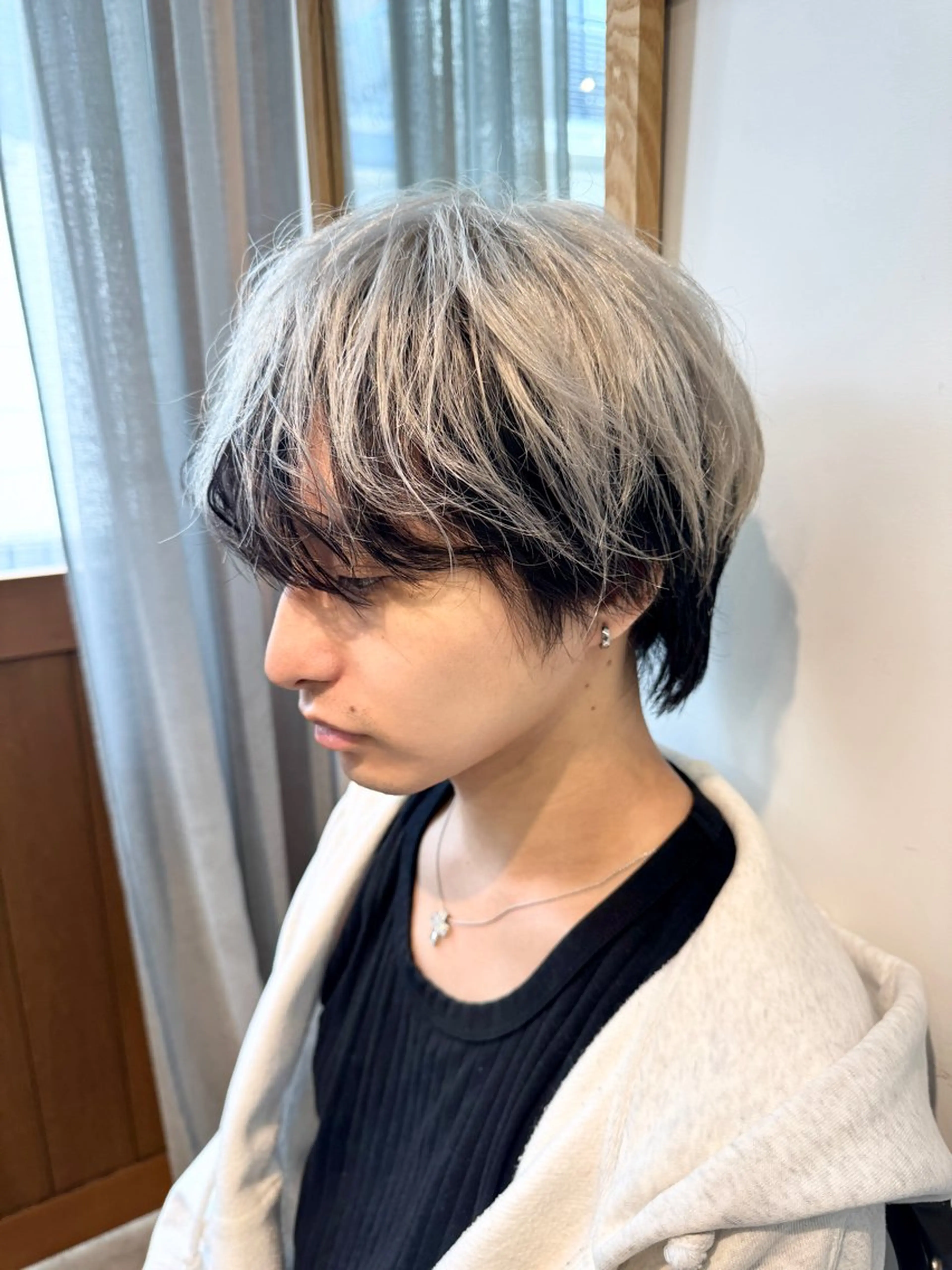 ショート カラー メンズ カット ヘアカラー トリートメント 透明感カラー/ハイト ーン/メイク/umiのヘアスタイル