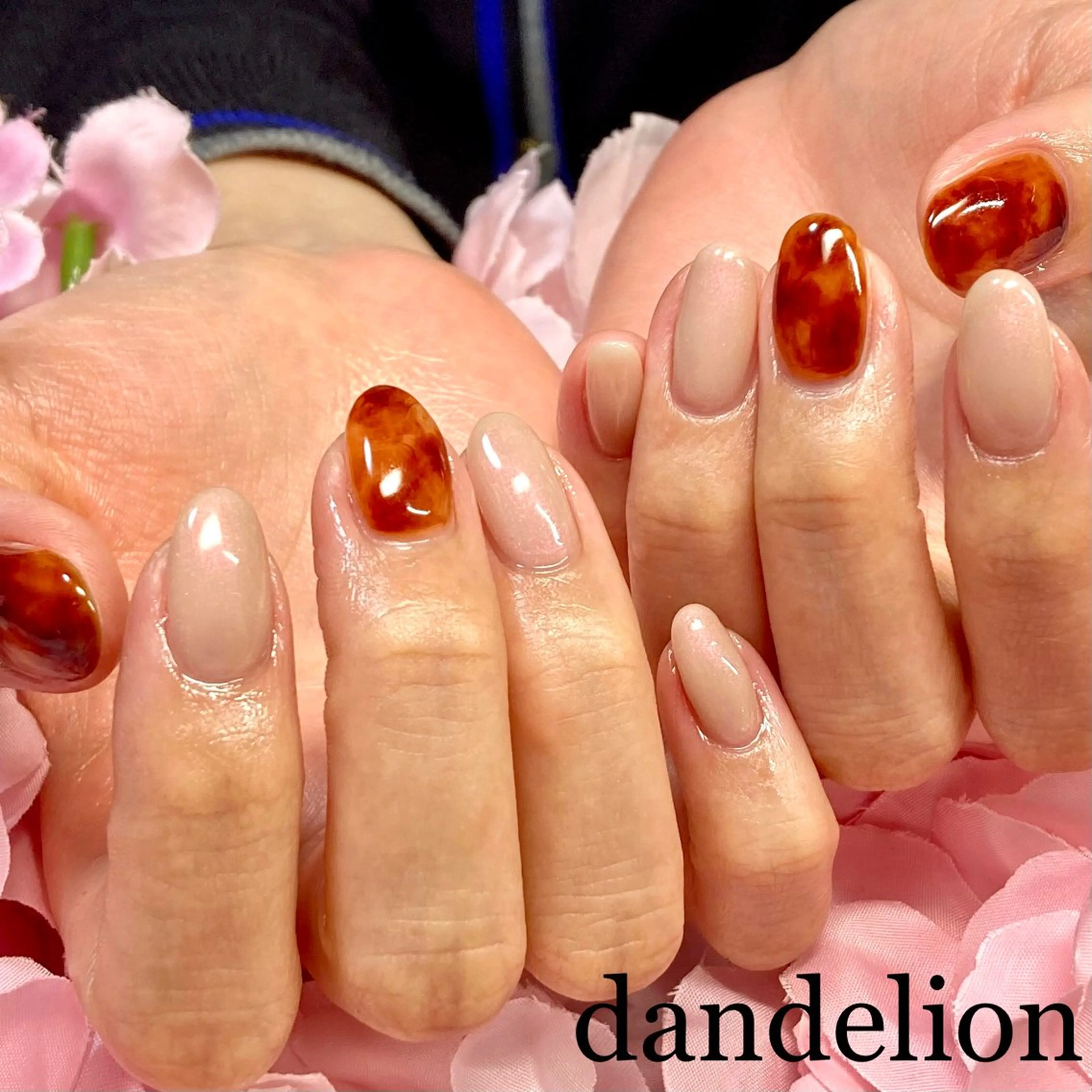 ネイル ハンドネイル ハンドケア dandelion ダンデライオンのネイルデザイン