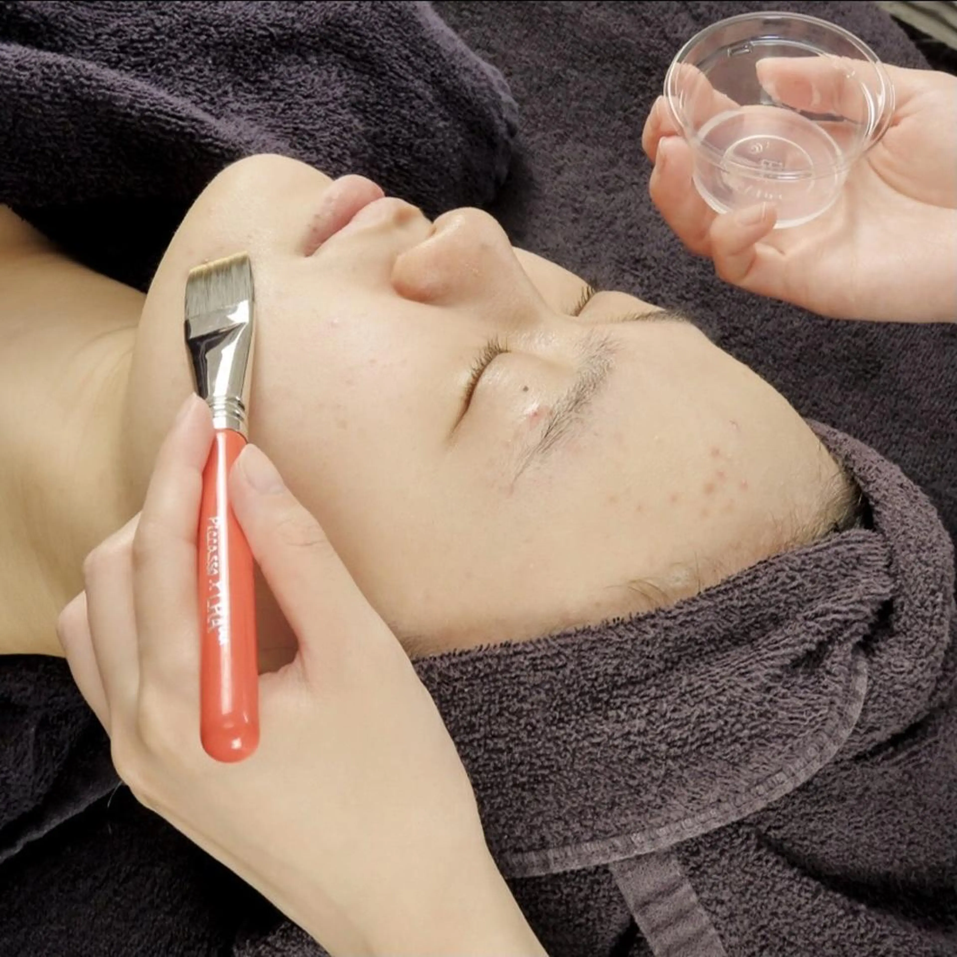 乾燥で毛穴が気になる時期に◎💖韓国人気No1肌管理♪💖《今大人気のララピール✨》お顔＋首 9800円の写真