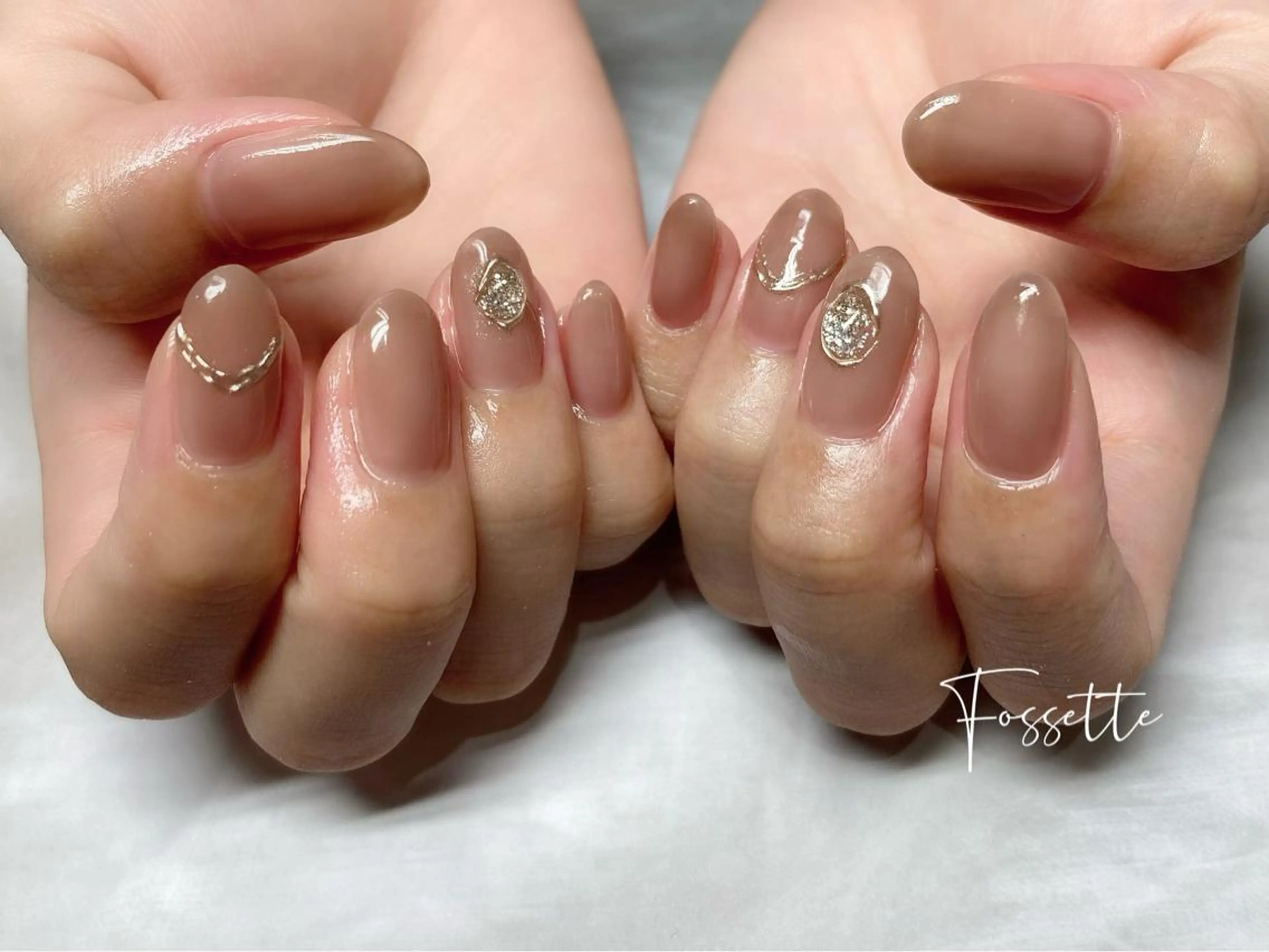 ネイル ブラウン ミラーネイル ワンカラーネイル nailsalon Fossetteのネイルデザイン