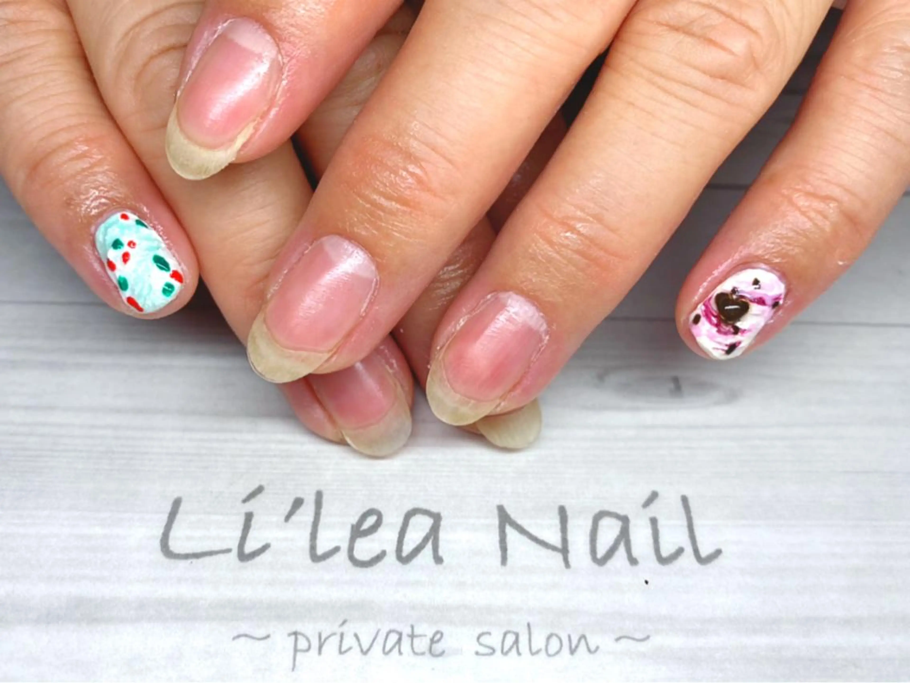 ネイル Li'leaNail AINAのネイルデザイン