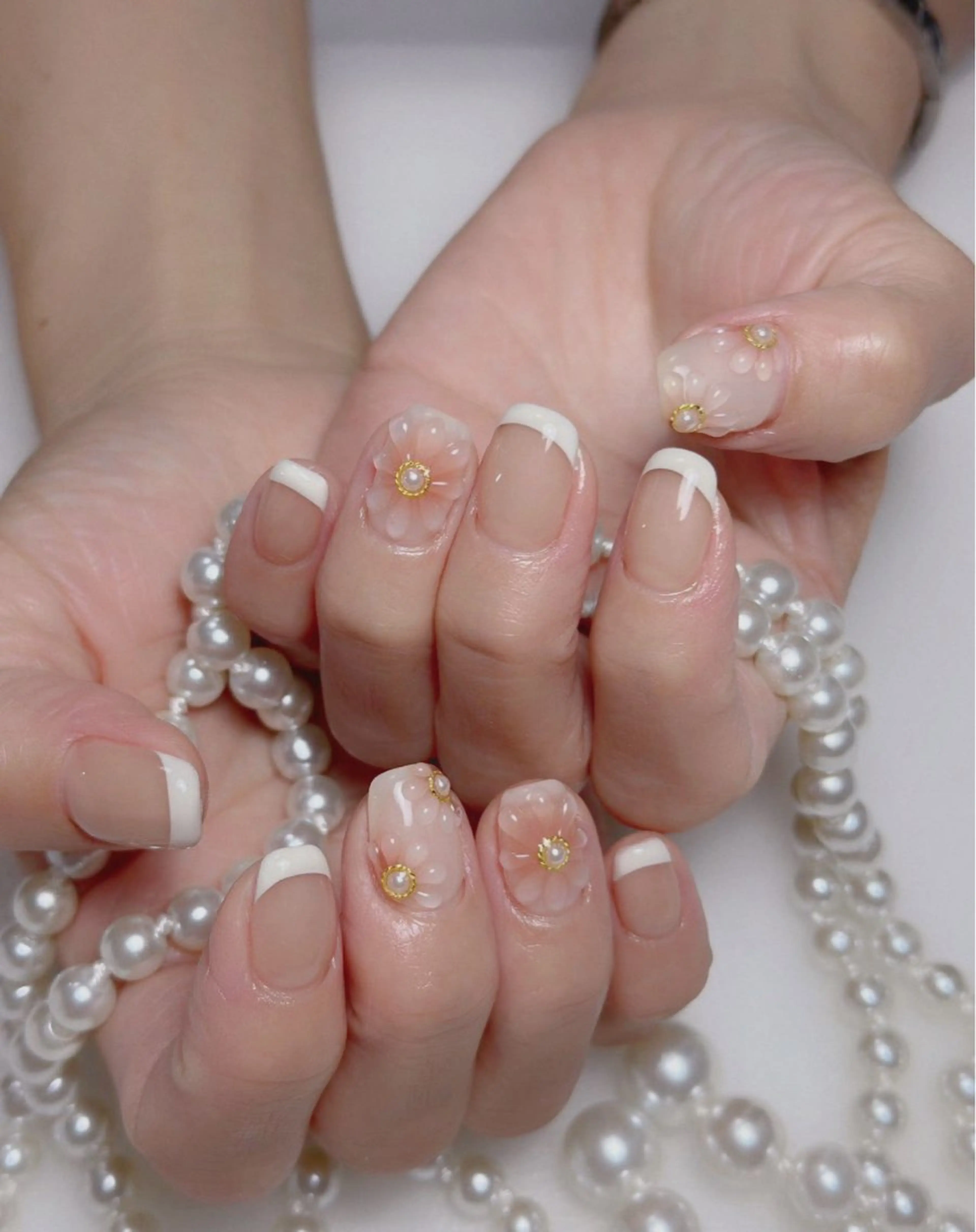 ネイル オーロラネイル 長さ出し フットネイル 韓国ネイル ラメ(グリッター) ハンドネイル 👍thumbs up nail👍のネイルデザイン