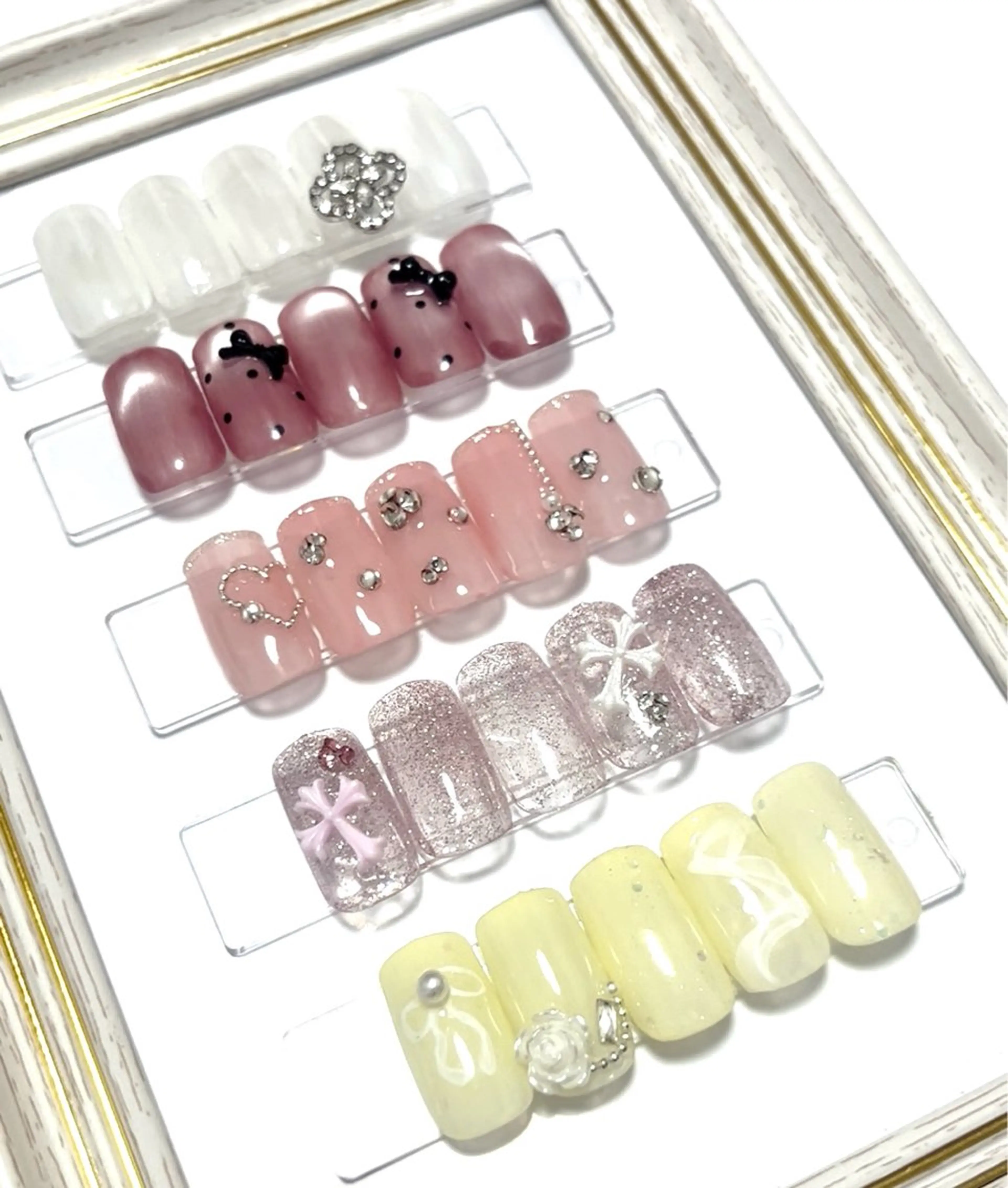 ネイル ハンドネイル 山下 舞華のネイルデザイン