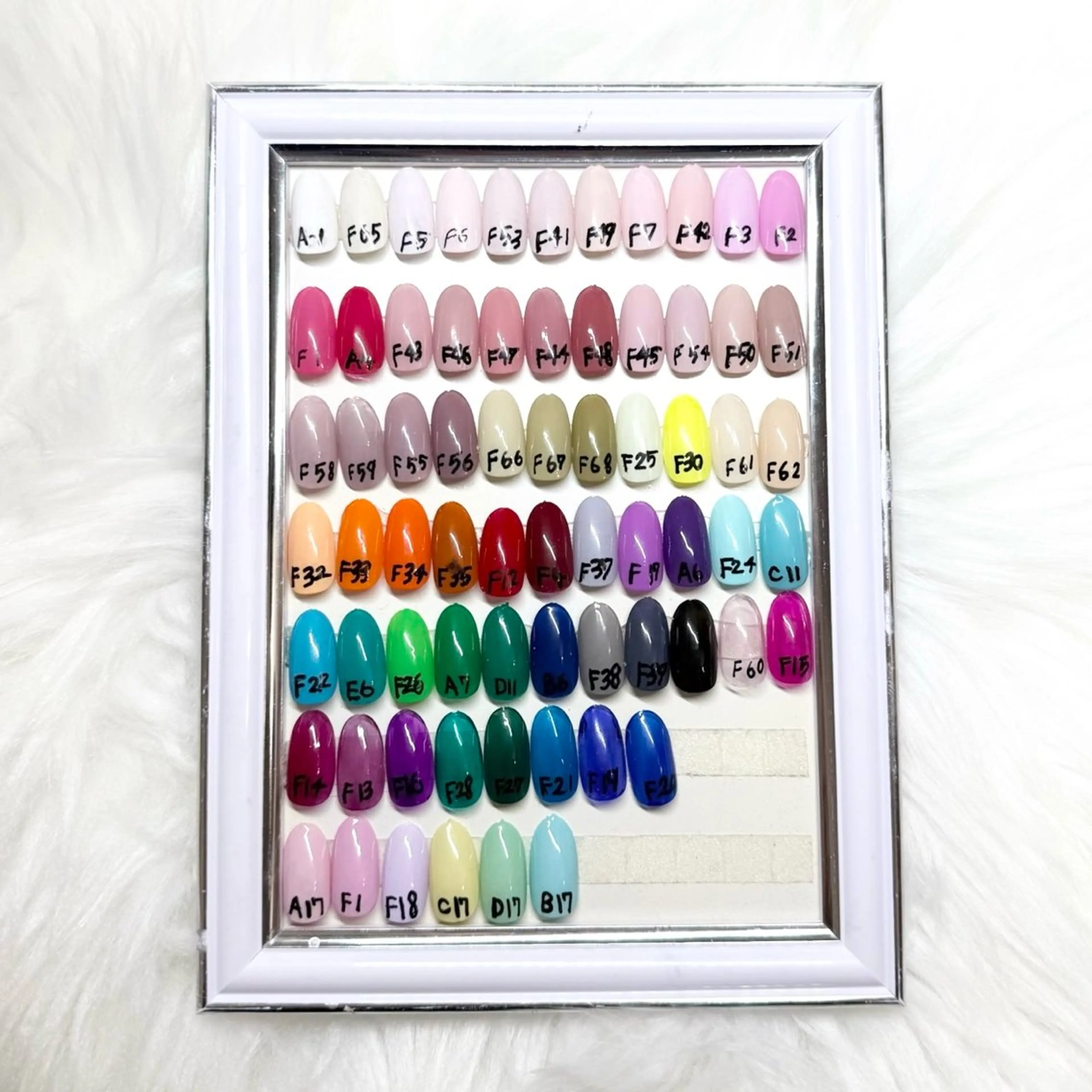 ネイル angebrown Nanamiのネイルデザイン