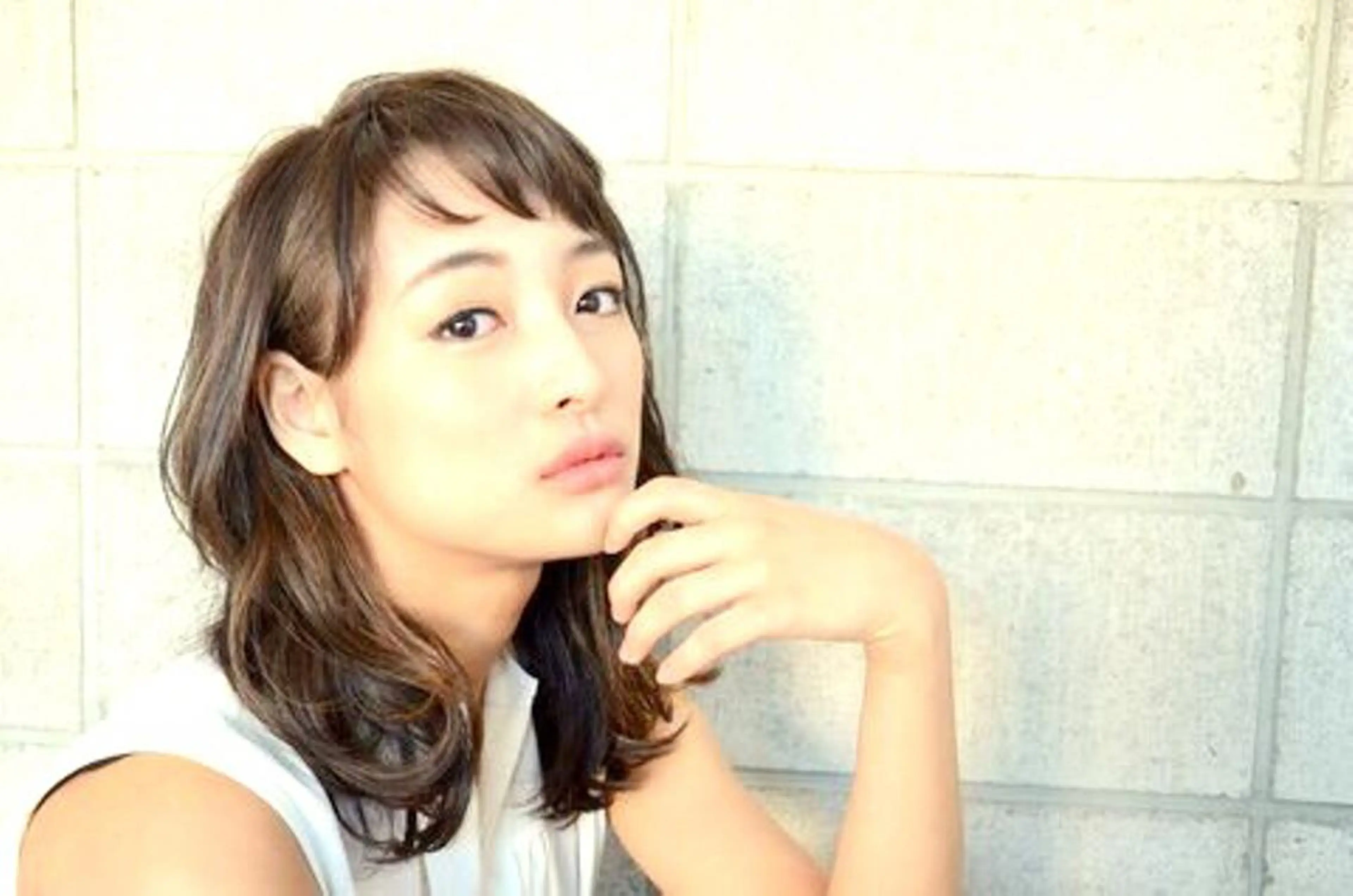 セミロング パーマ 福地 礼奈のヘアスタイル