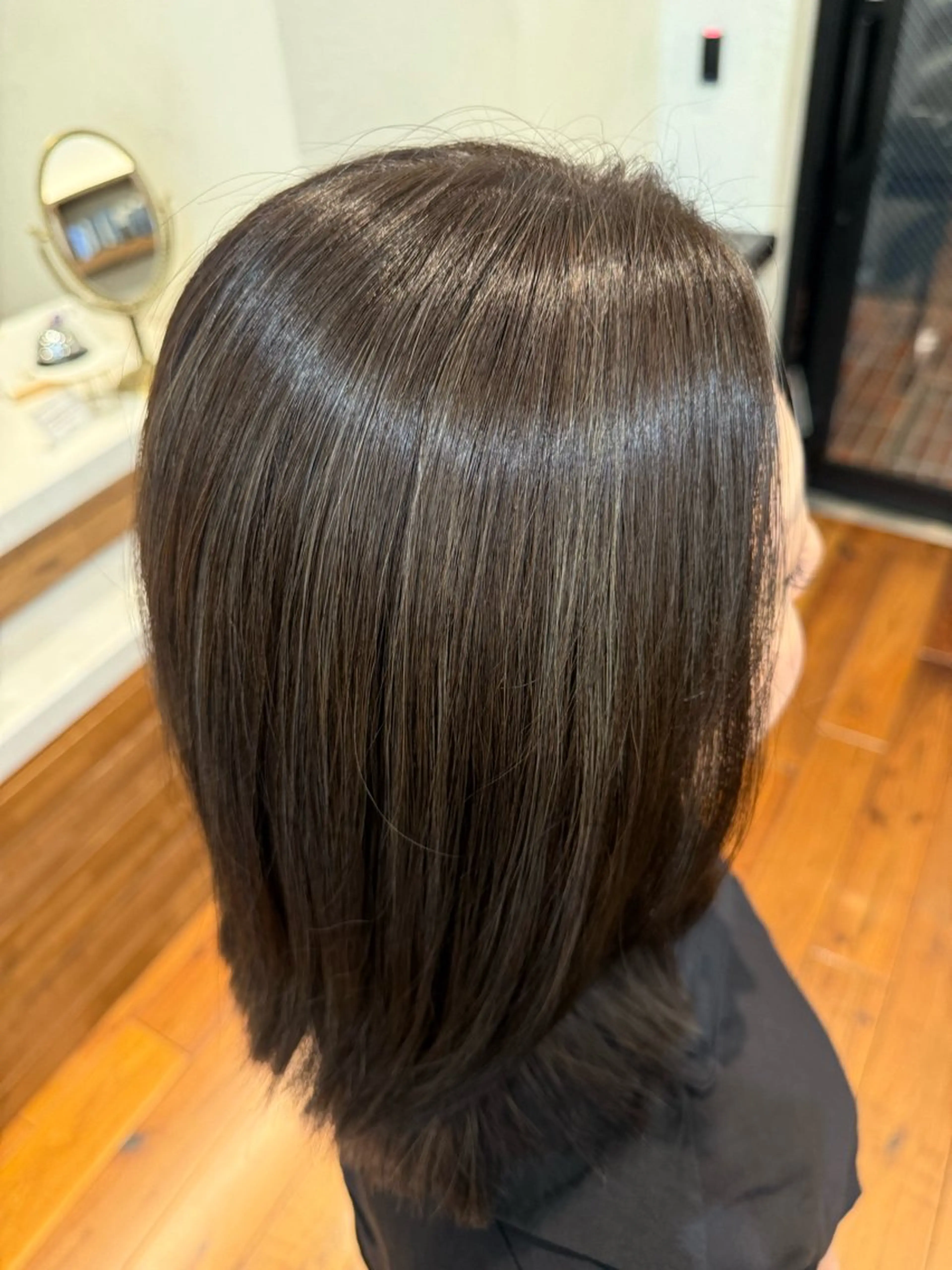 ミディアム カラー カット ヘアカラー トリートメント 似合わせショート /なおき/表参道のヘアスタイル