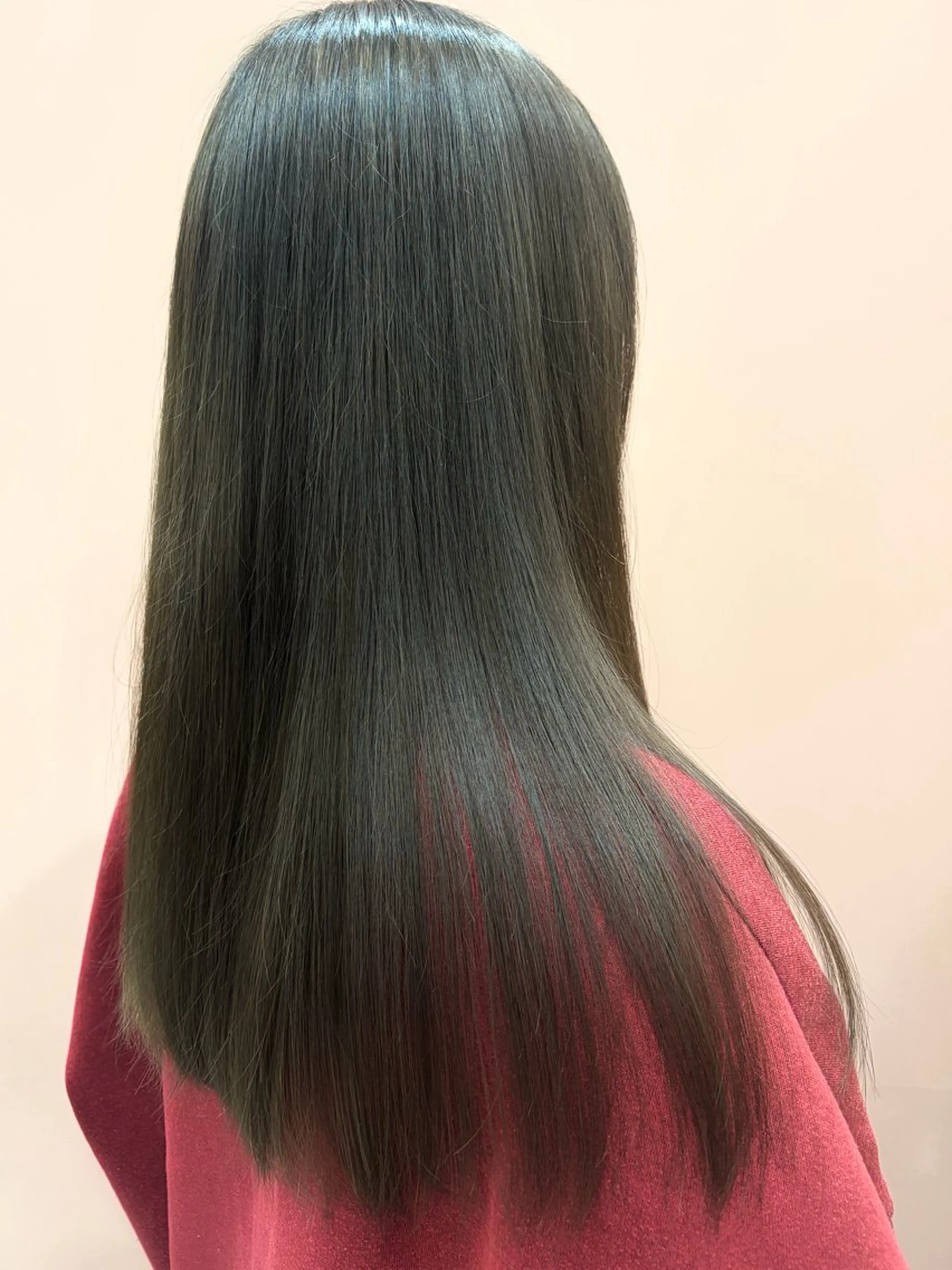 ロング ヘアカラー 多田 望花のヘアスタイル