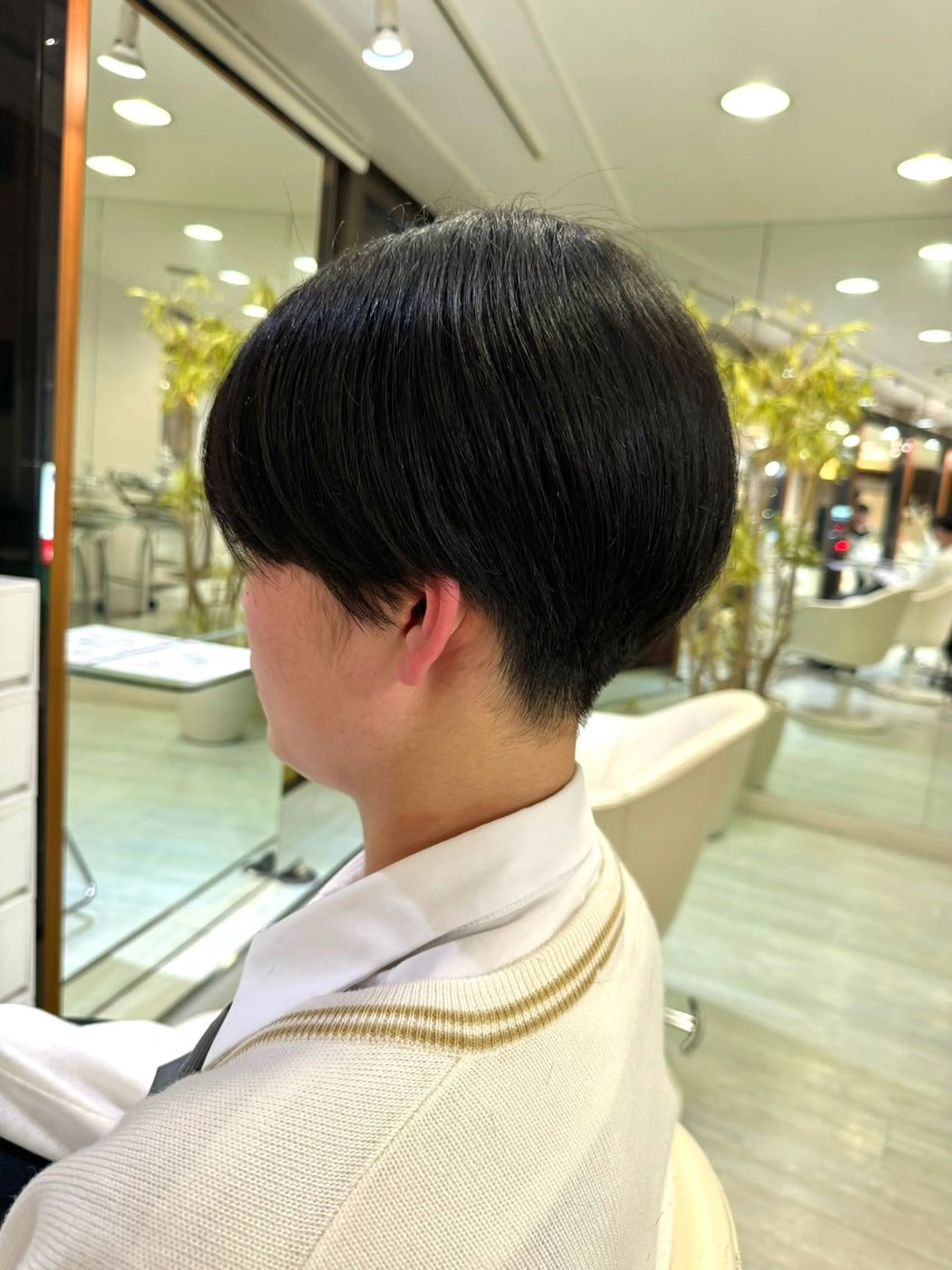 ショート チーフデザイナー 西川凌史のヘアスタイル