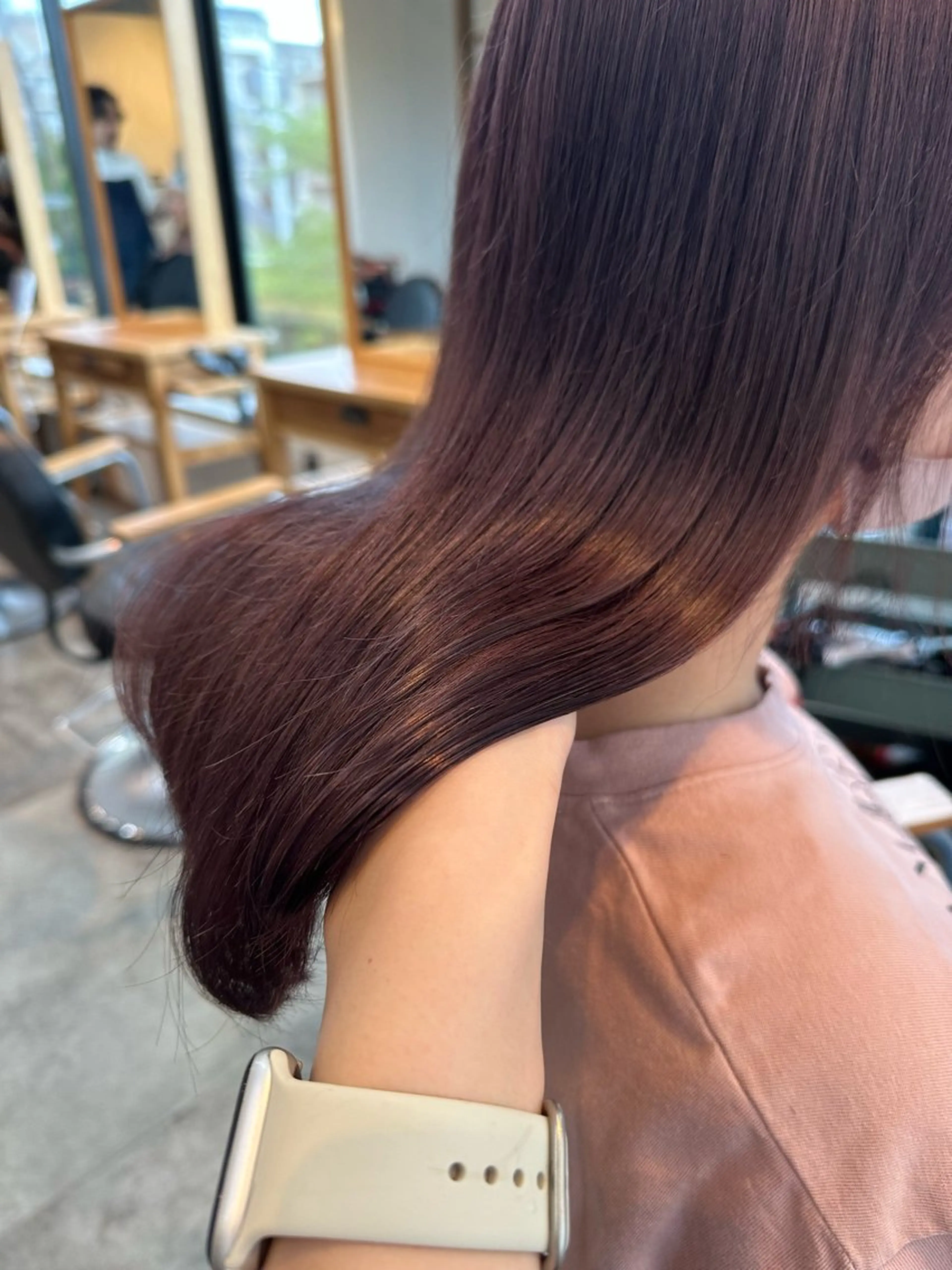 ミディアム lafith hair pur 梅田茶屋町店所属・ブリーチなしベージュ カラー佐藤華厘のヘアスタイル