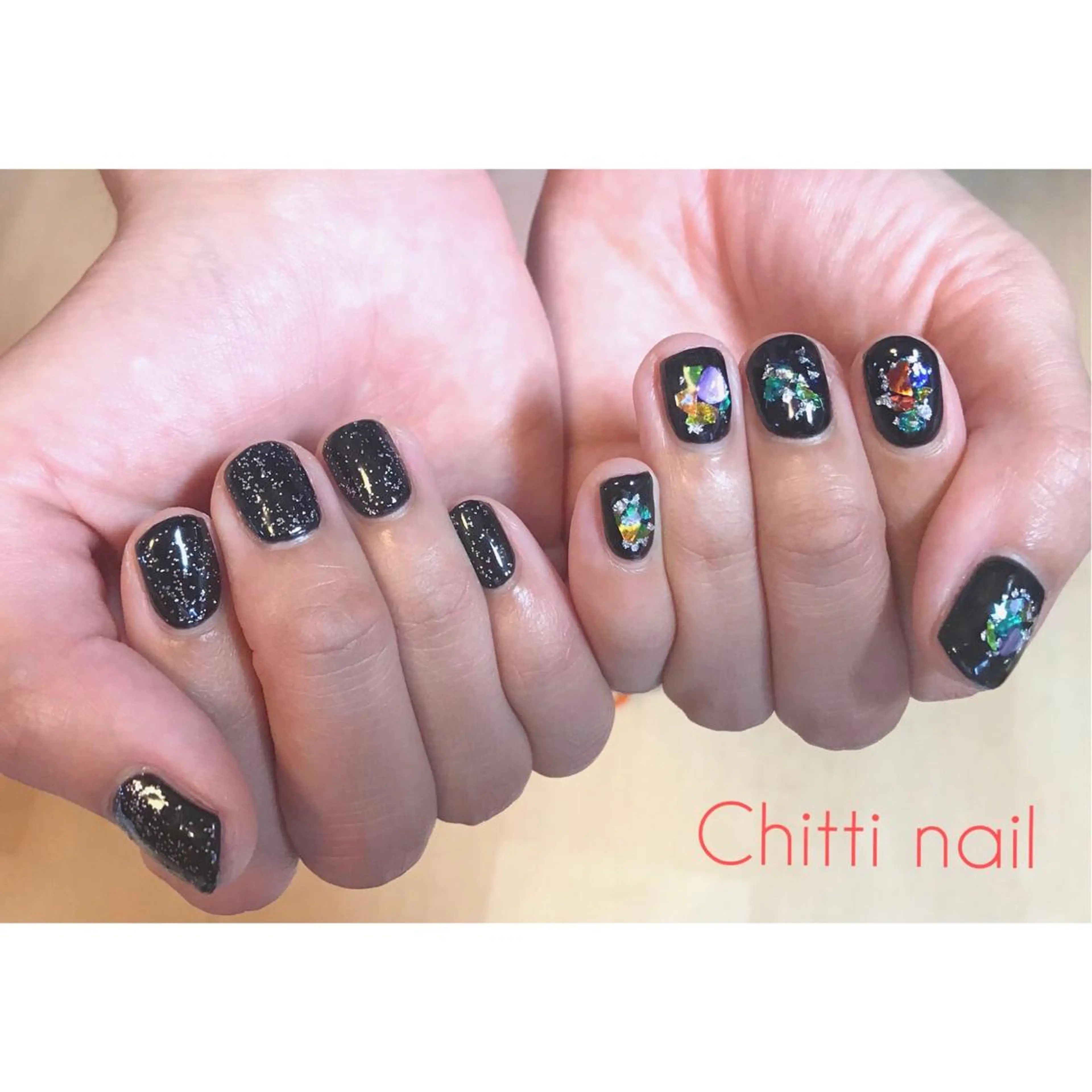 ネイル キラキラネイル ラメ(グリッター) ストーンネイル Chitti yuuriのネイルデザイン