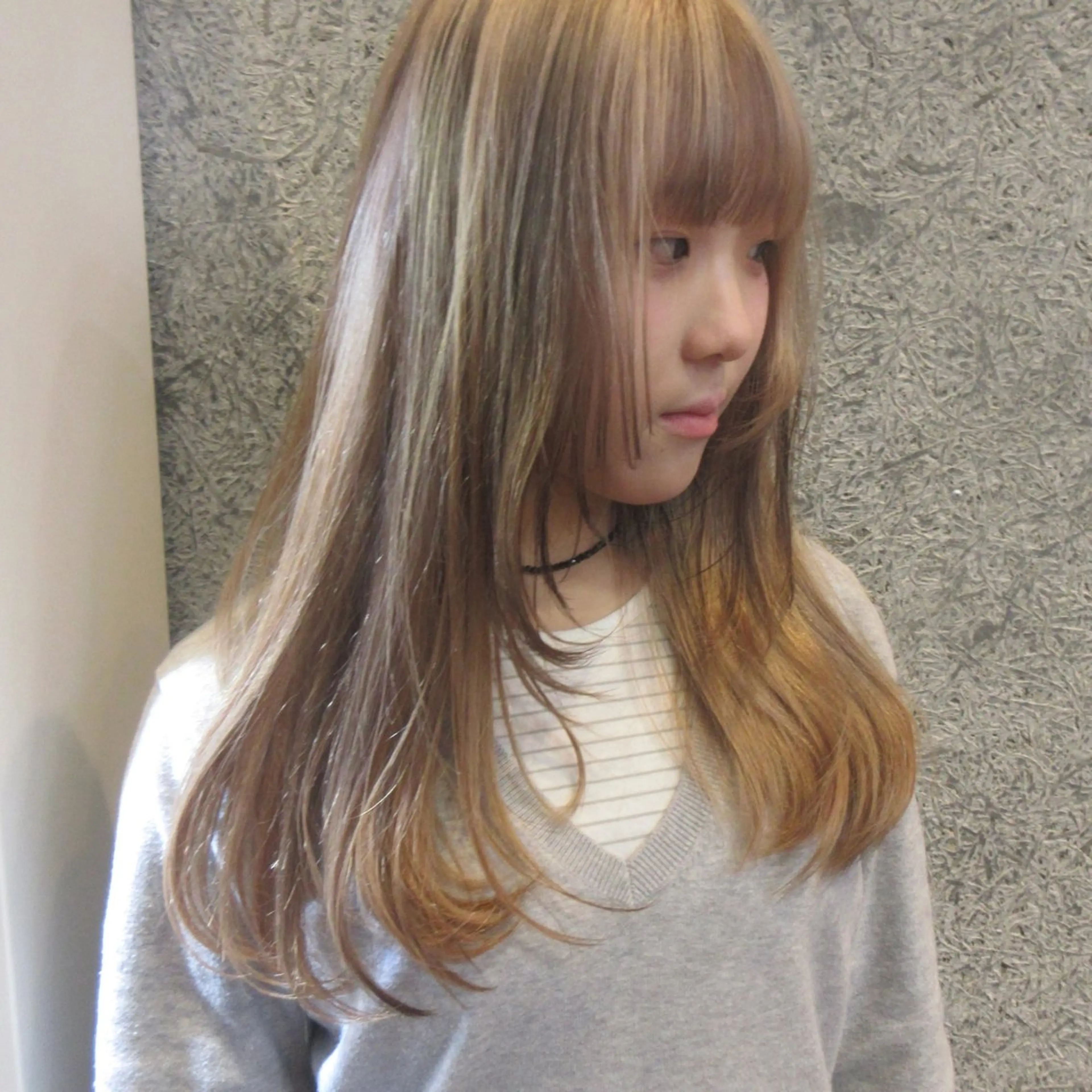 ロング カラー ヘアアレンジ ヘアカラー ブリーチカラー特化 🌱/渡邉日向のヘアスタイル