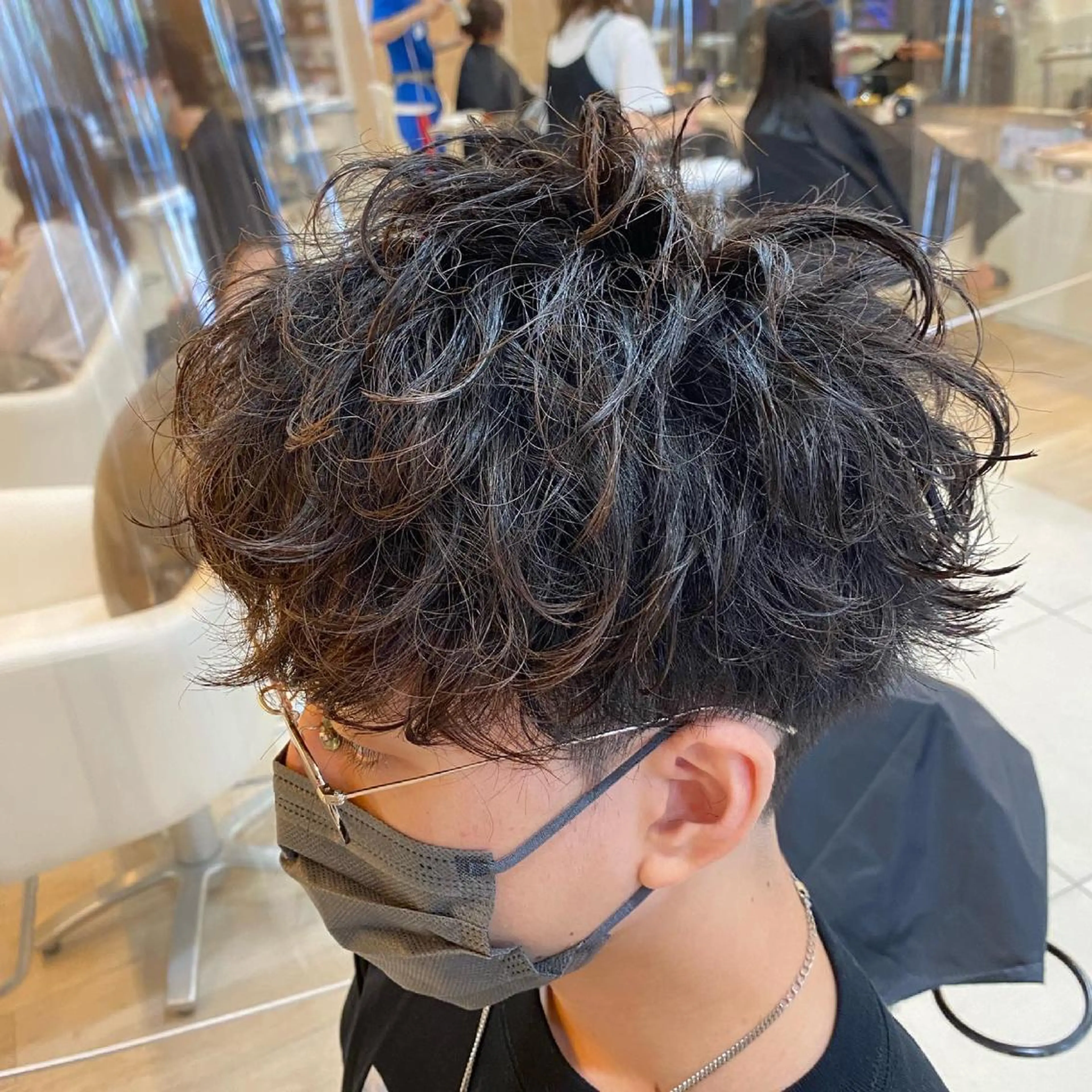 ショート パーマ メンズ メンズパーマ 塩谷黎✨ブリーチ無W カラーメンズパーマ✨のヘアスタイル