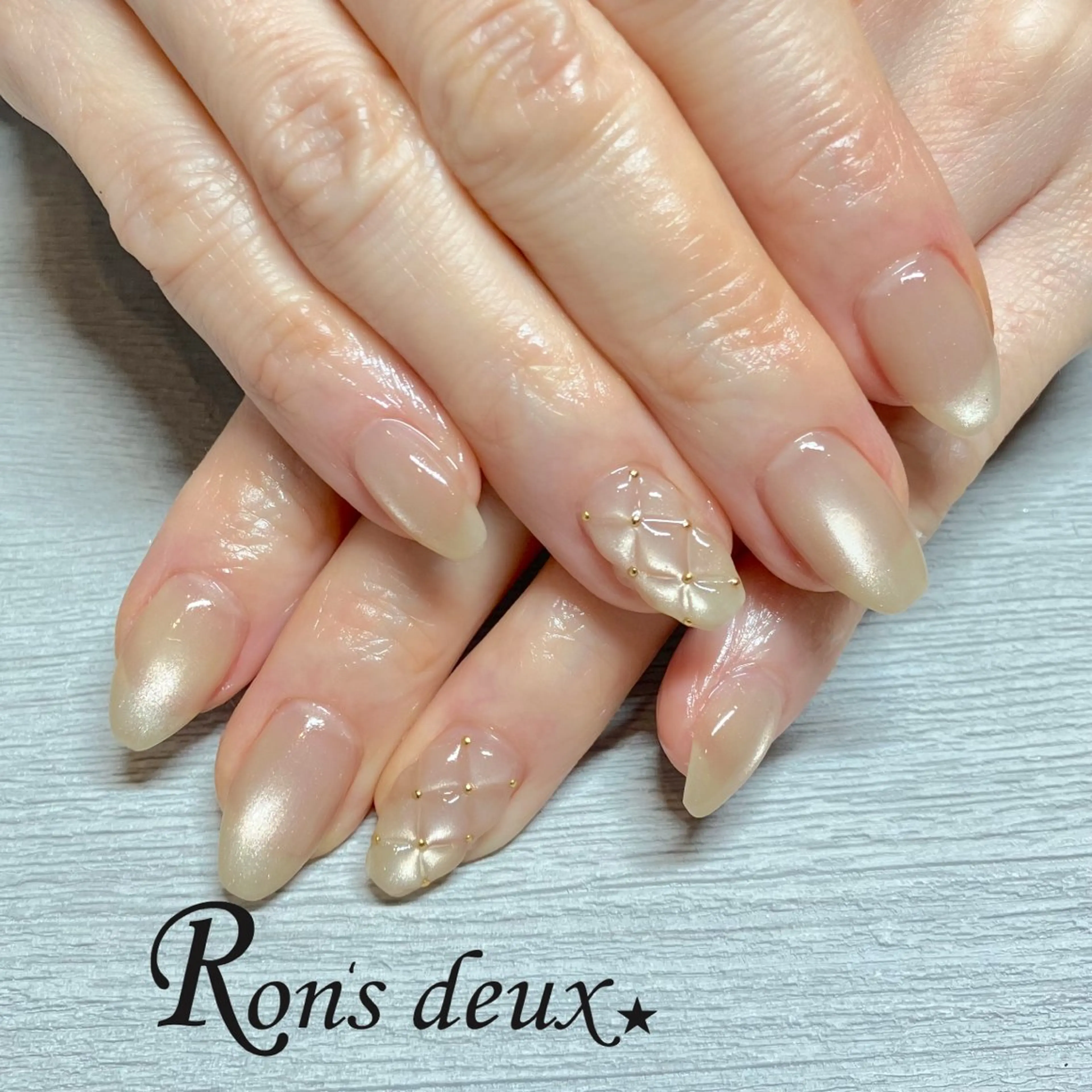 ネイル Ron's deux所属・Ron's deux ふじまきのネイルデザイン