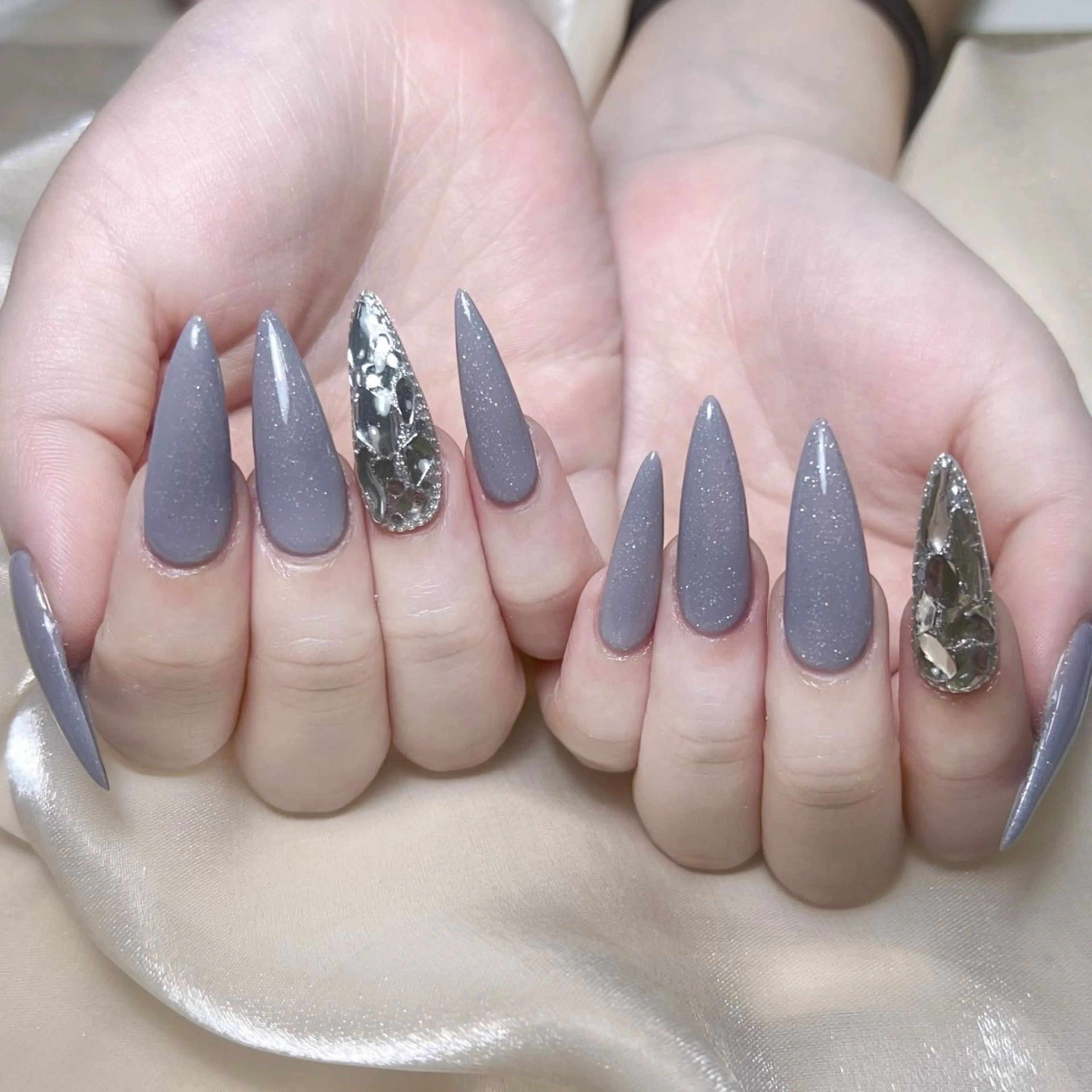 メンズ ネイル メンズ韓国風 アートネイル オーロラネイル ガーリー キラキラネイル ハンドネイル Nail salon 木にいるのネイルデザイン