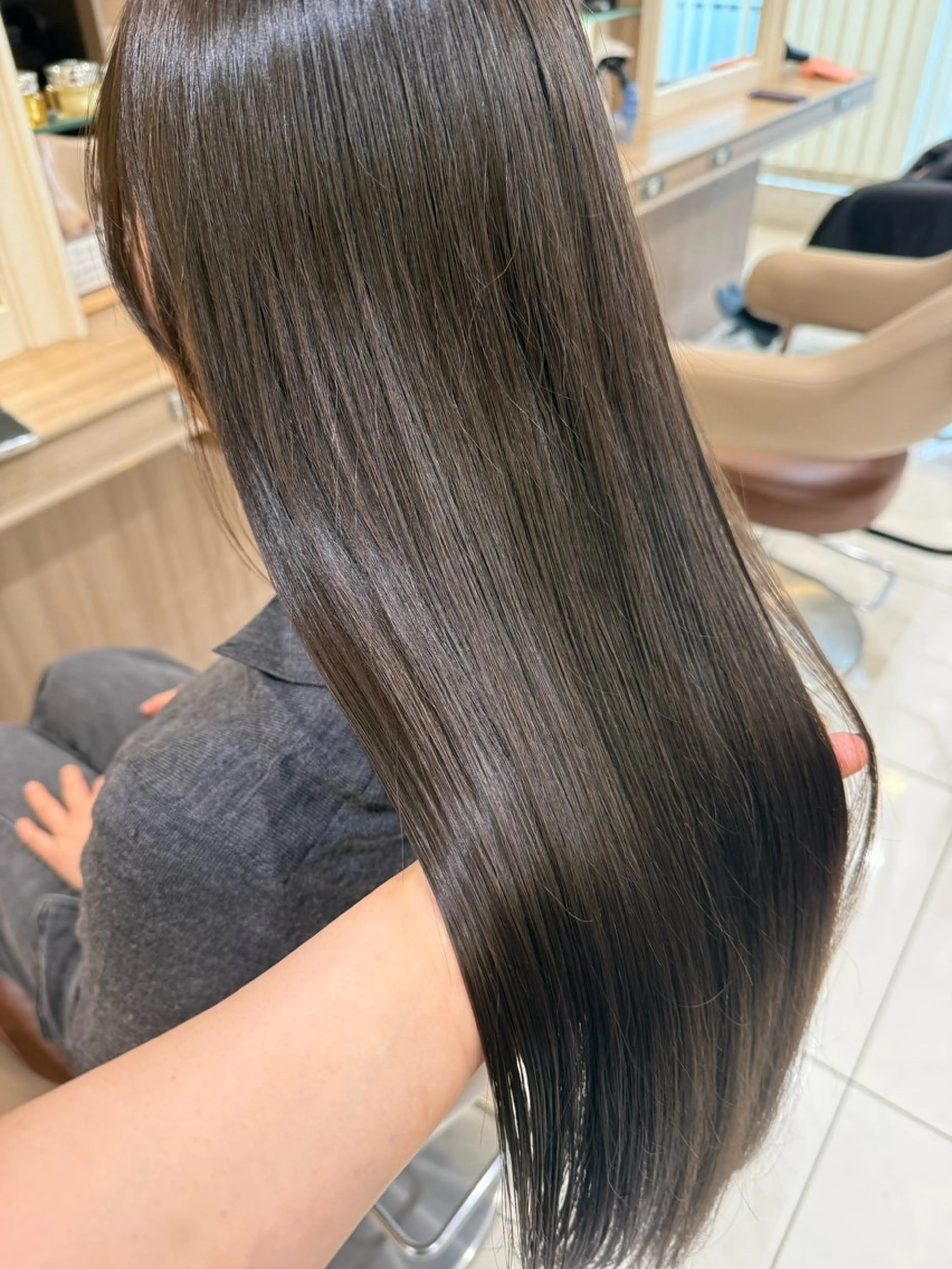 ロング カラー ヘアカラー トリートメント 韓国ヘアメイク🎀/ 縮毛矯正✨山本媛香のヘアスタイル