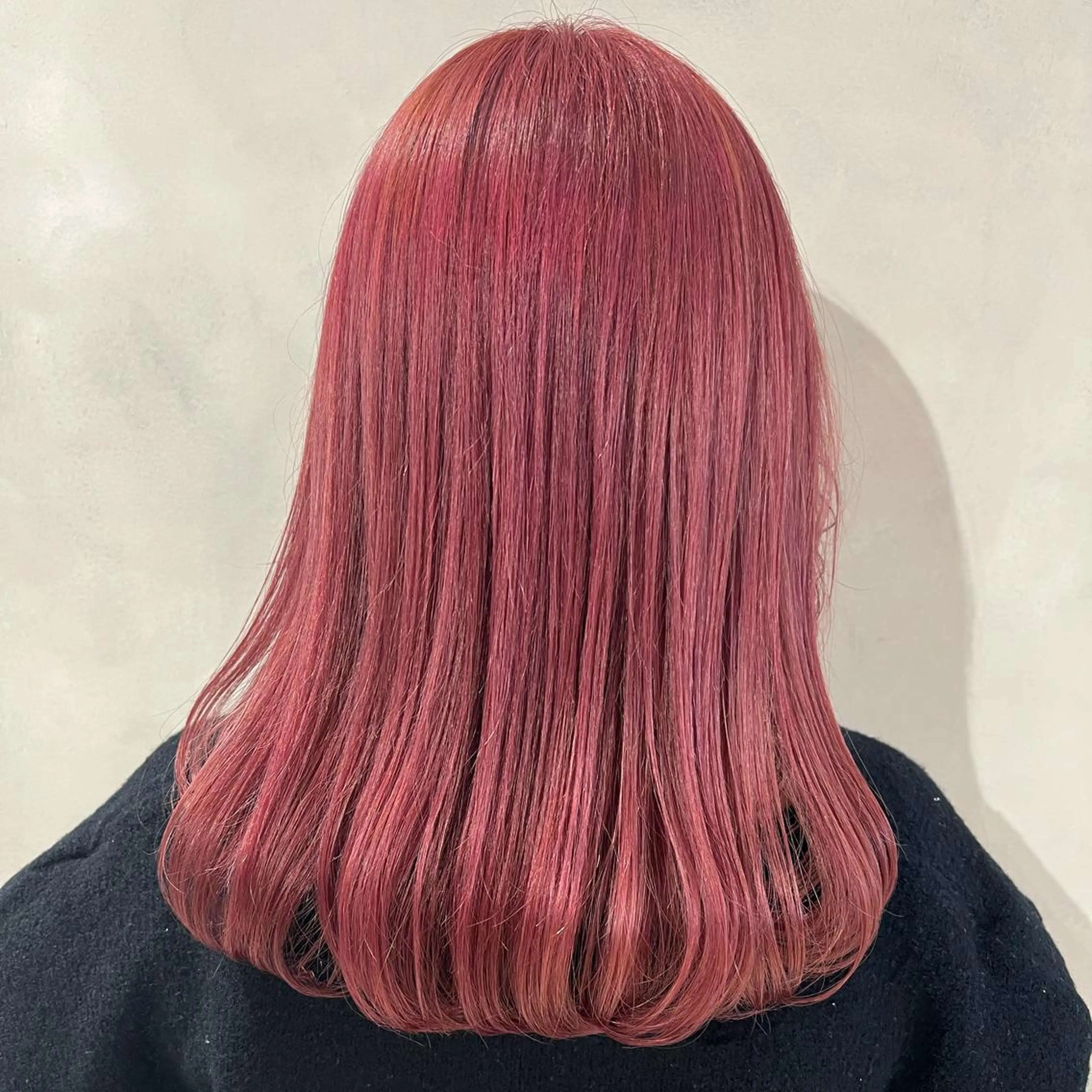 セミロング 🤍髪質改善➕透明感 カラー🤍川上葵のヘアスタイル