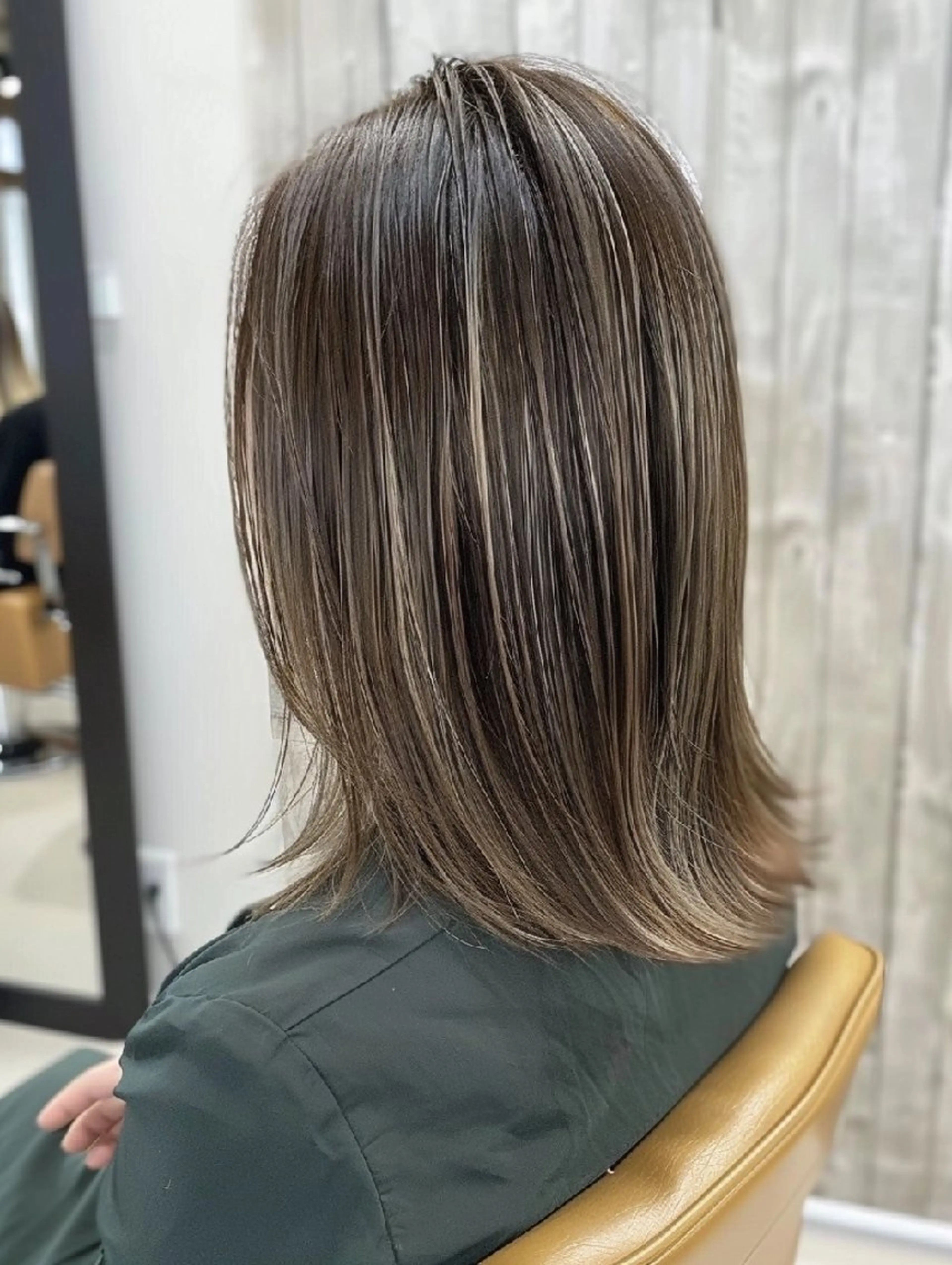 セミロング カラー NATUKI ❄️BASE❄️のマツエク・マツパデザイン