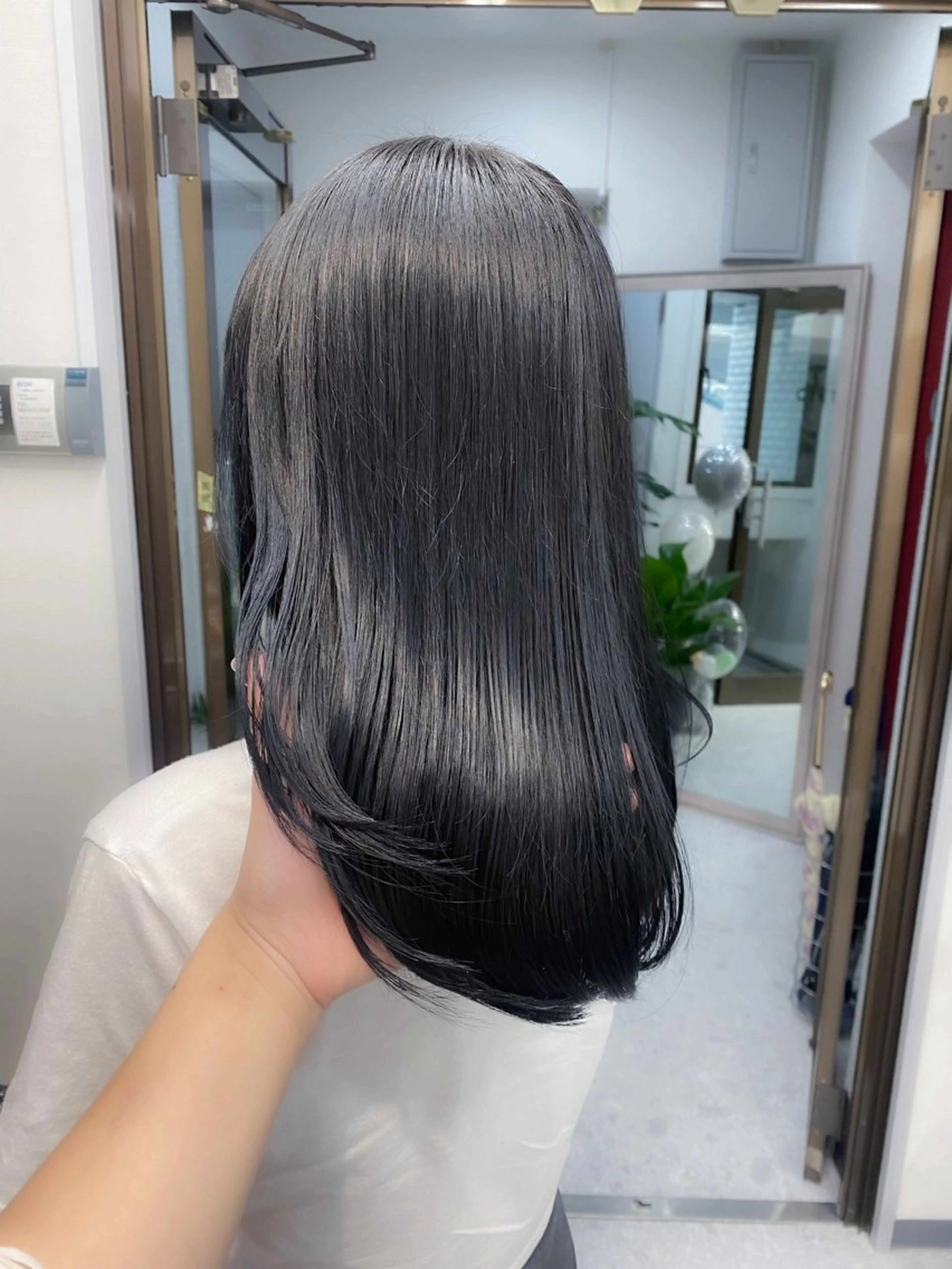 カット＋シークレットカラー＋Aujua4STEPトリートメントの写真