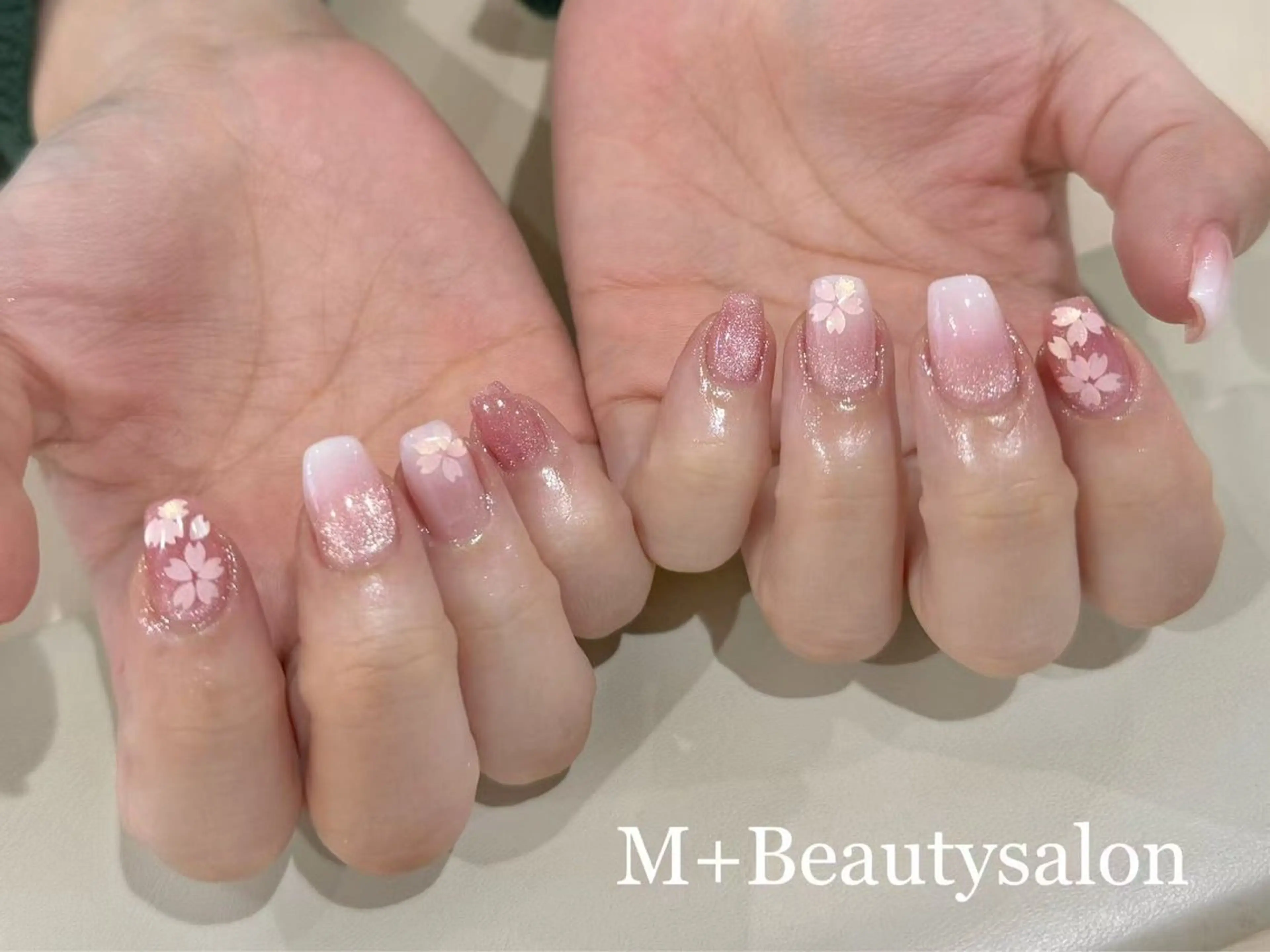 ネイル M+  Beauty Salonのネイルデザイン