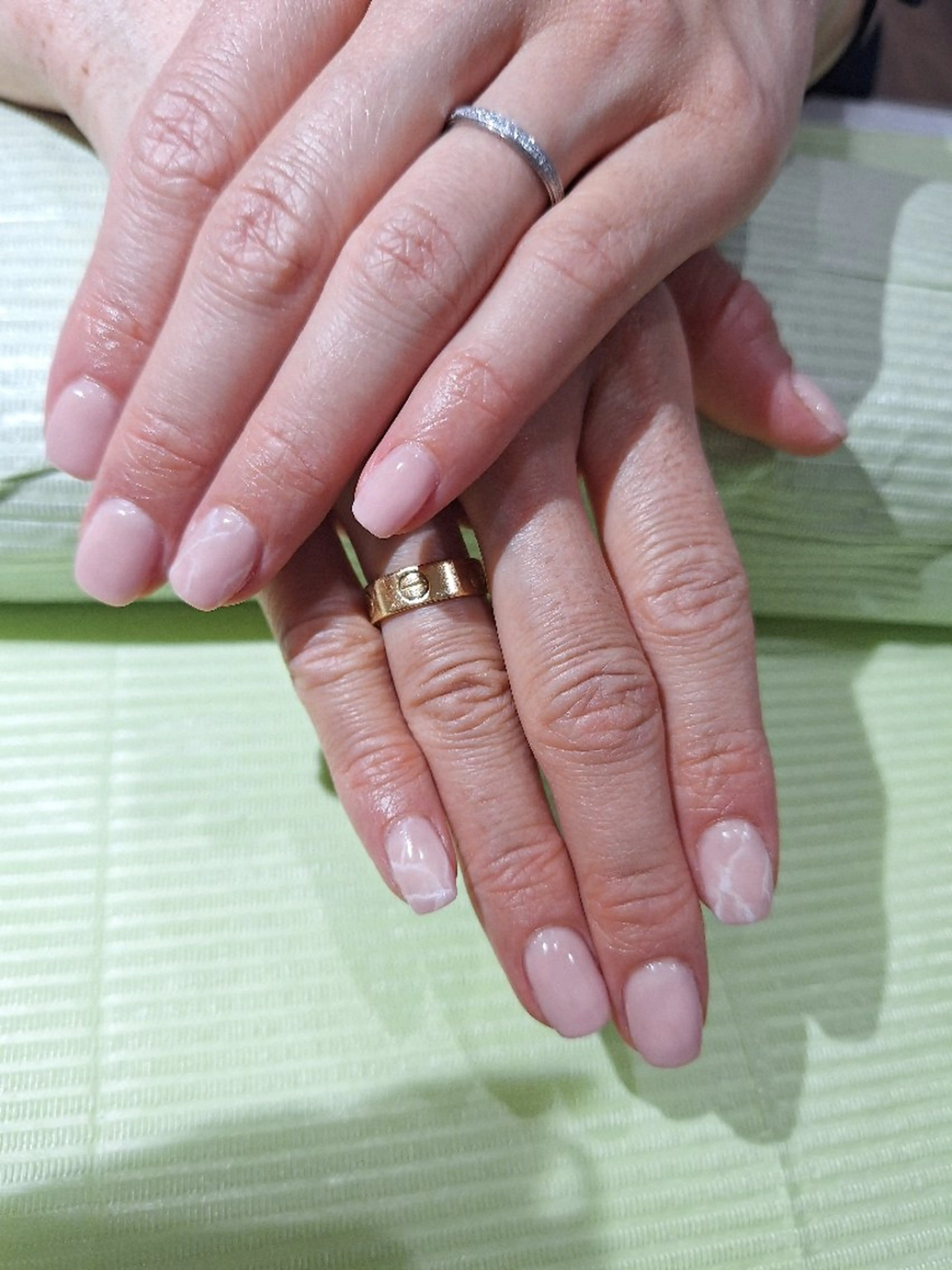 ネイル ビューコフレ　久米川本店所属・ビューコフレ 奥原のネイルデザイン