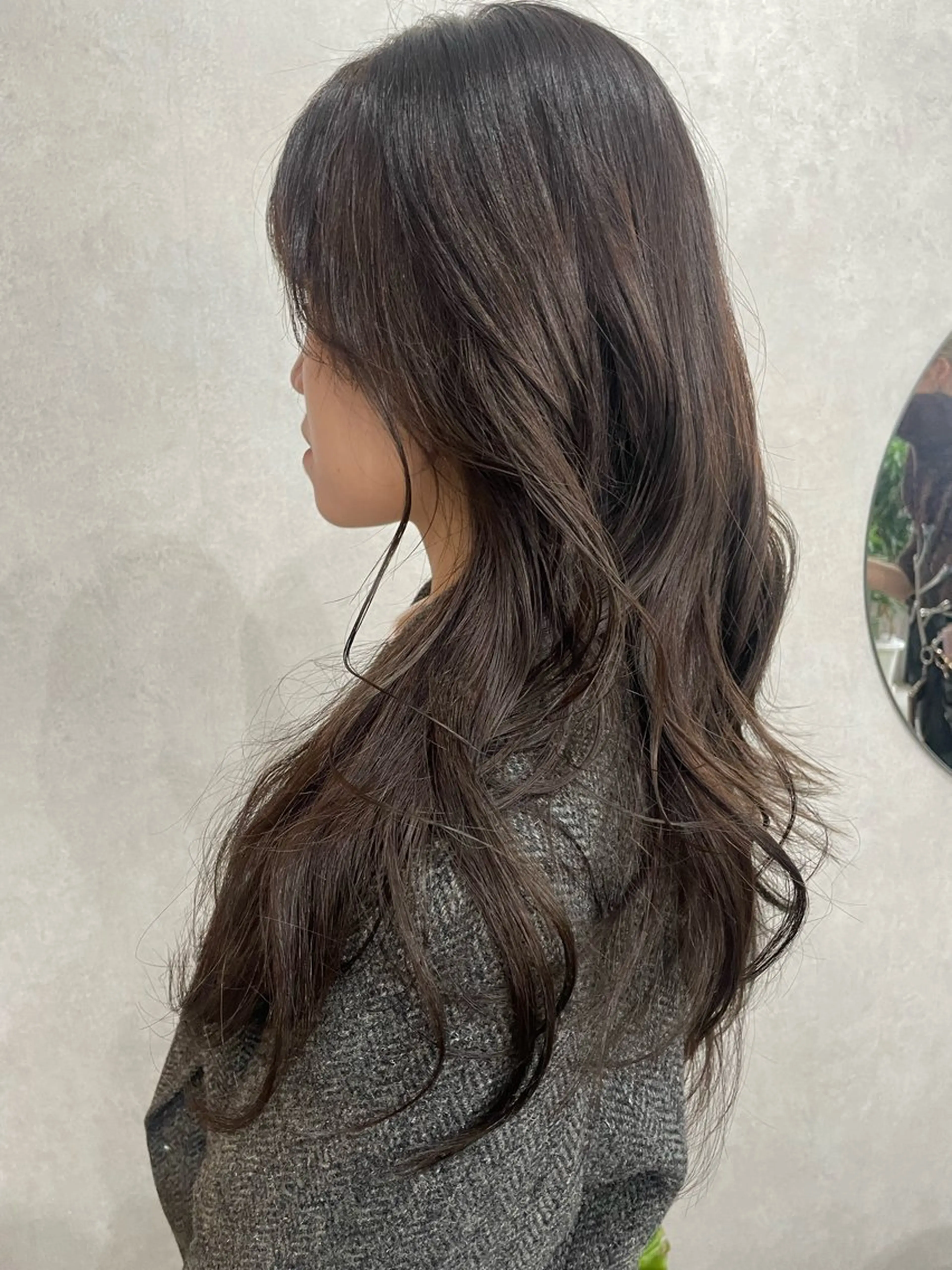 ロング カラー レイヤーカット AIRI layer cut hairのヘアスタイル