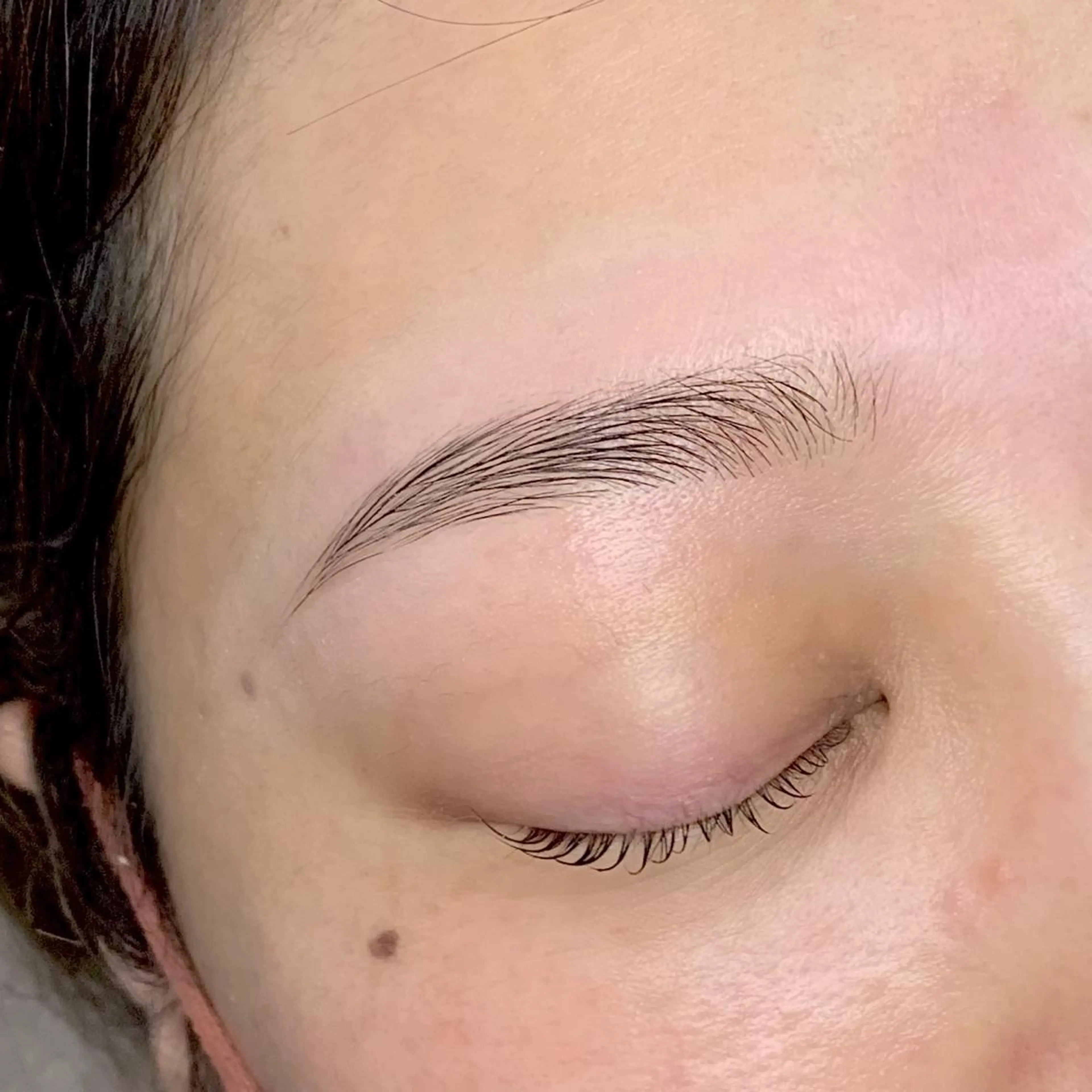 アイブロウ ワックス脱毛 Uni hayakawaのマツエク・マツパデザイン