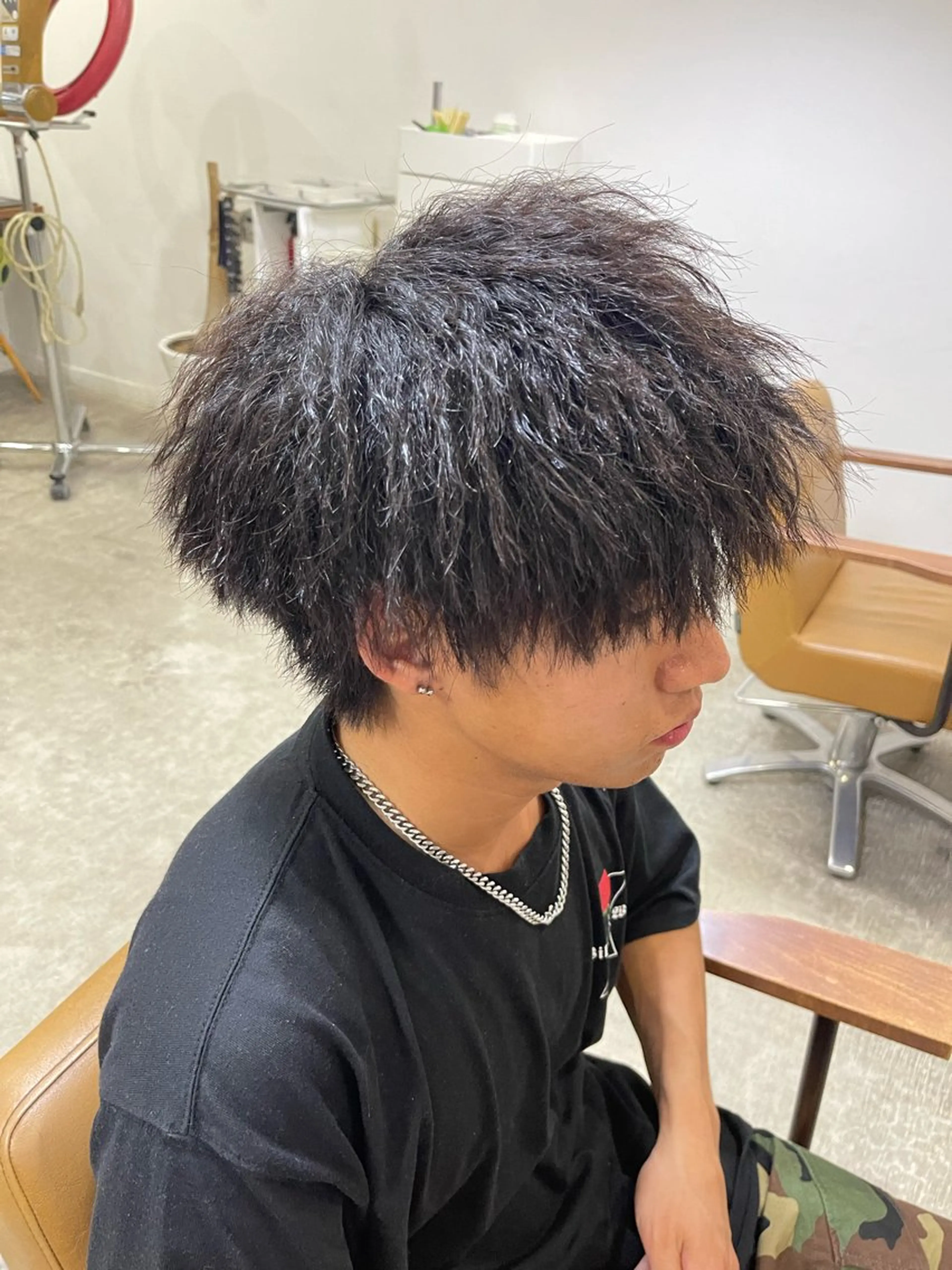 ミディアム パーマ SASAnagano 岩下サードゥのヘアスタイル