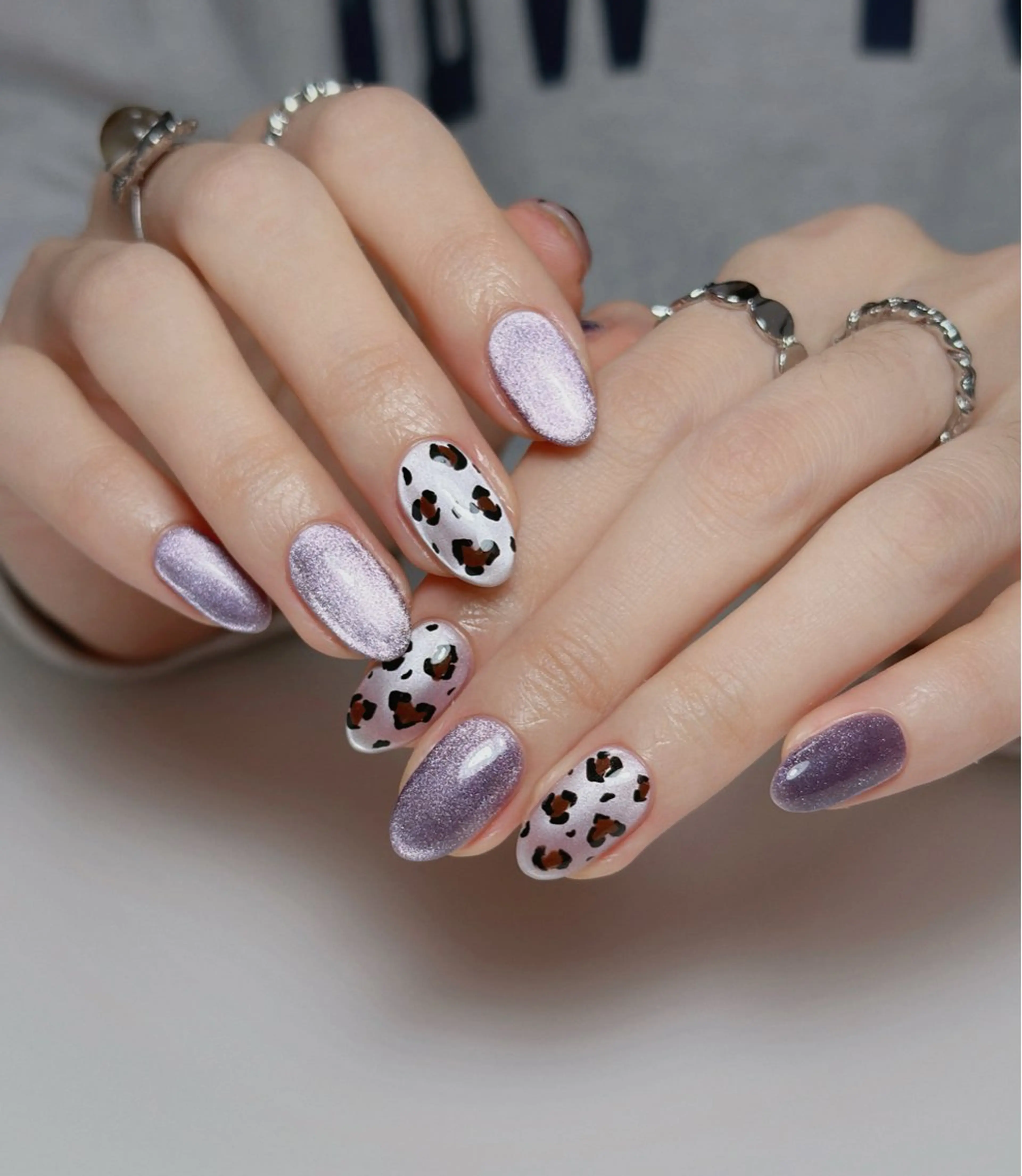 ネイル オーロラネイル 長さ出し フットネイル 韓国ネイル ラメ(グリッター) 👍thumbs up nail👍のネイルデザイン