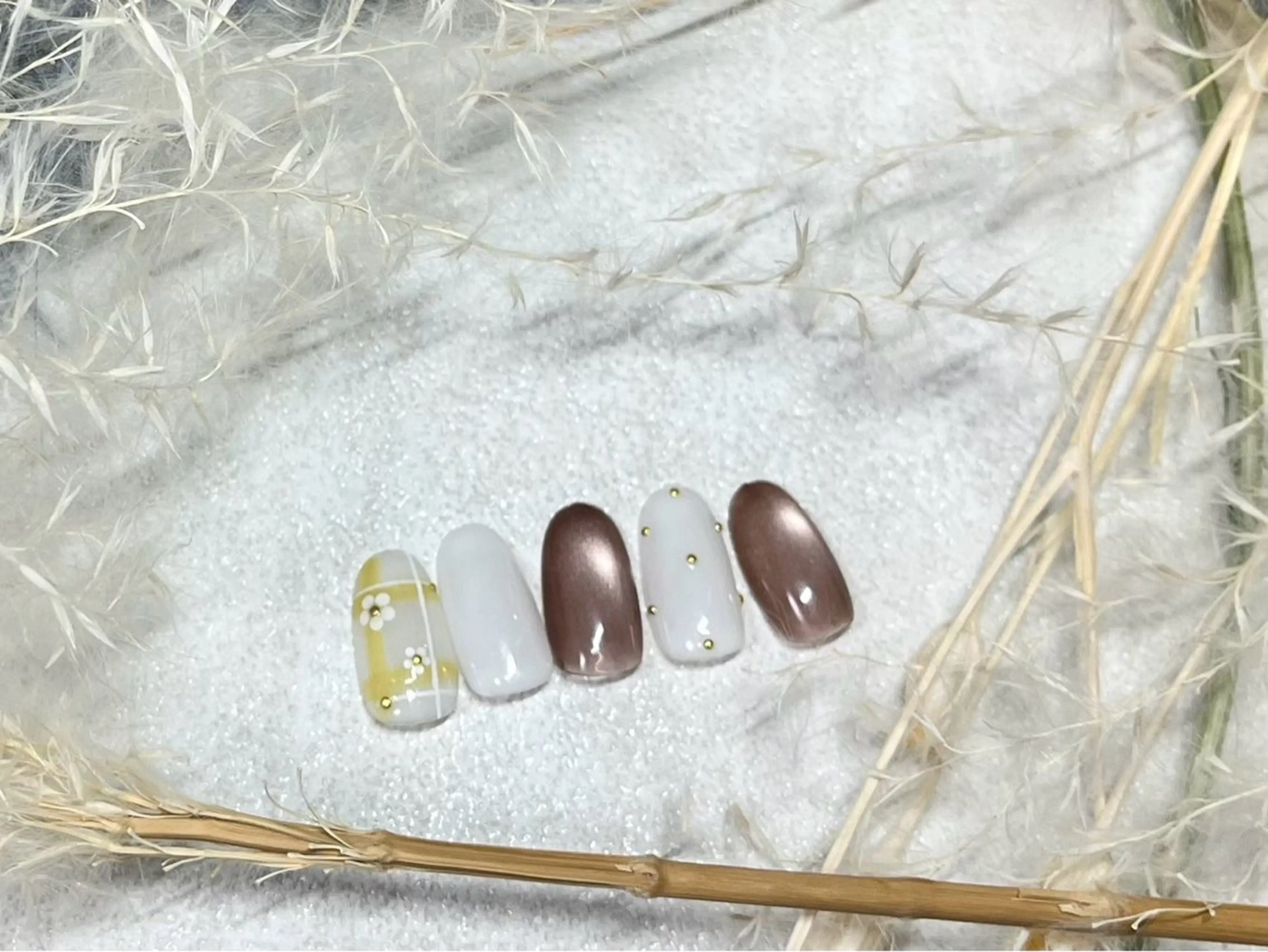 ネイル オーロラネイル 桜ネイル フラワーネイル フットネイル フレンチネイル ハンドネイル kiki nail たまプラーザのネイルデザイン