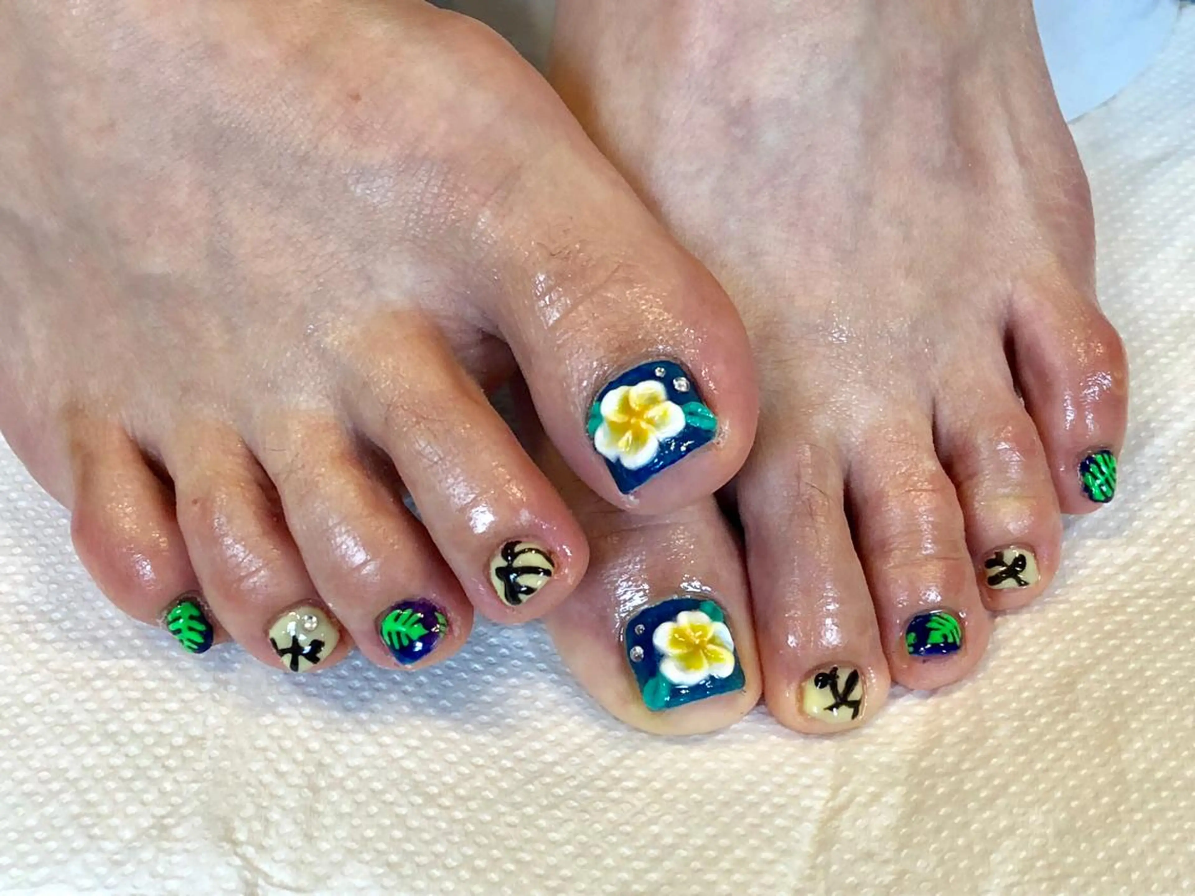 ネイル フットネイル eyelash＆nail オクタビアス所属・オクタ ビアスのマツエク・マツパデザイン