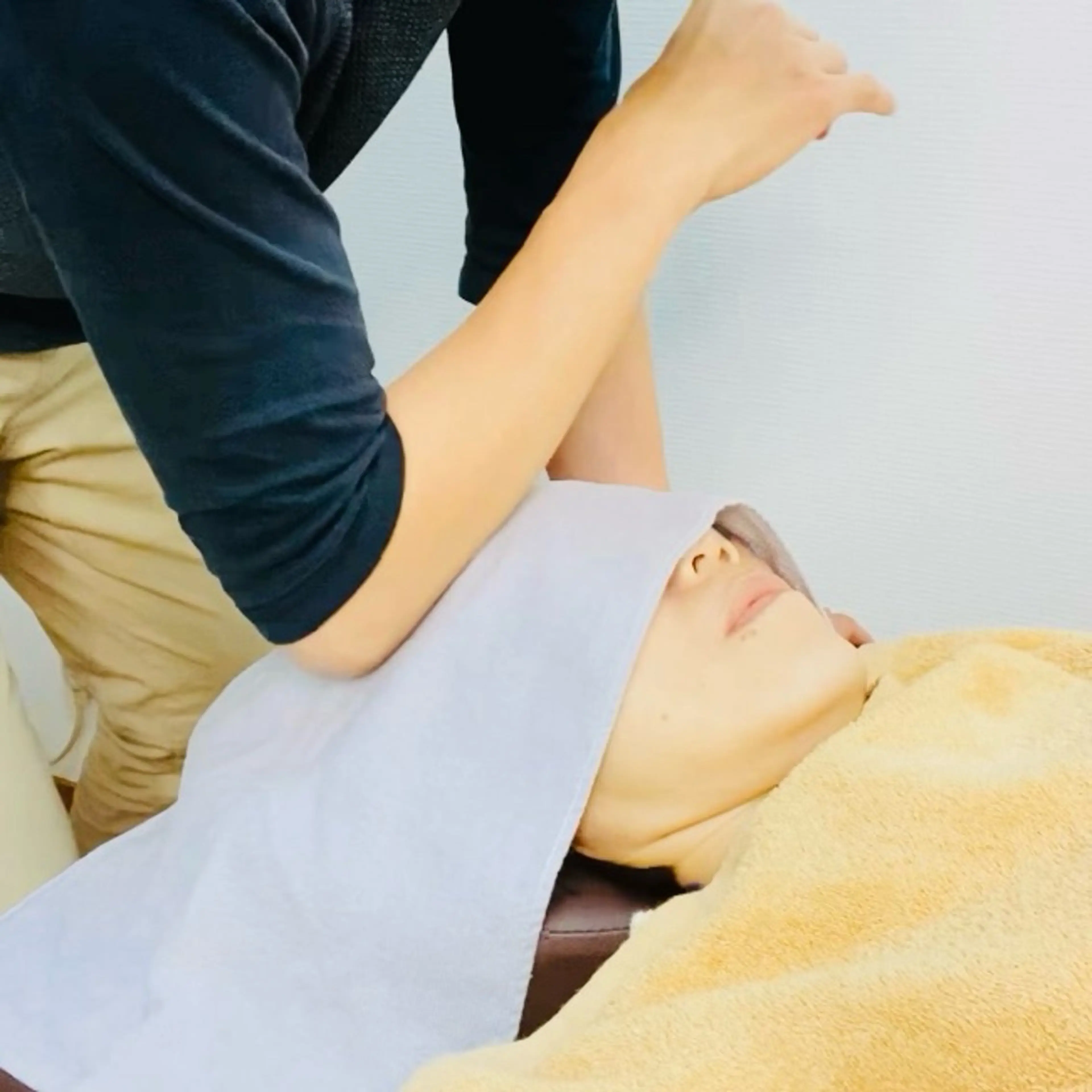 【初来店様限定】目の疲れや頭筋のこりに　小顔小頭筋膜リリース＋全身筋膜リリース整体 80分の写真