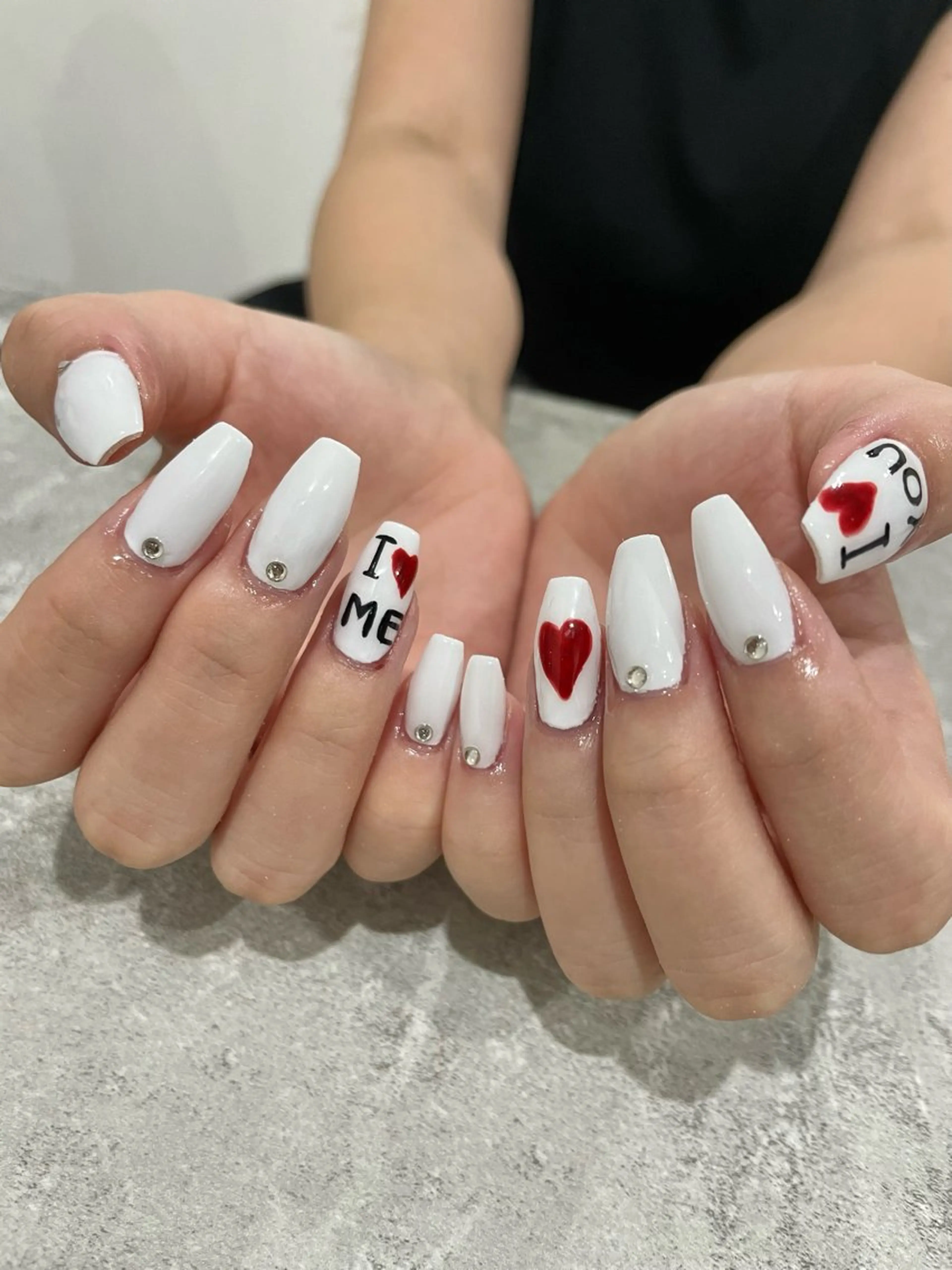 ネイル 持ち込み ハンドネイル Raviliss ♡のネイルデザイン