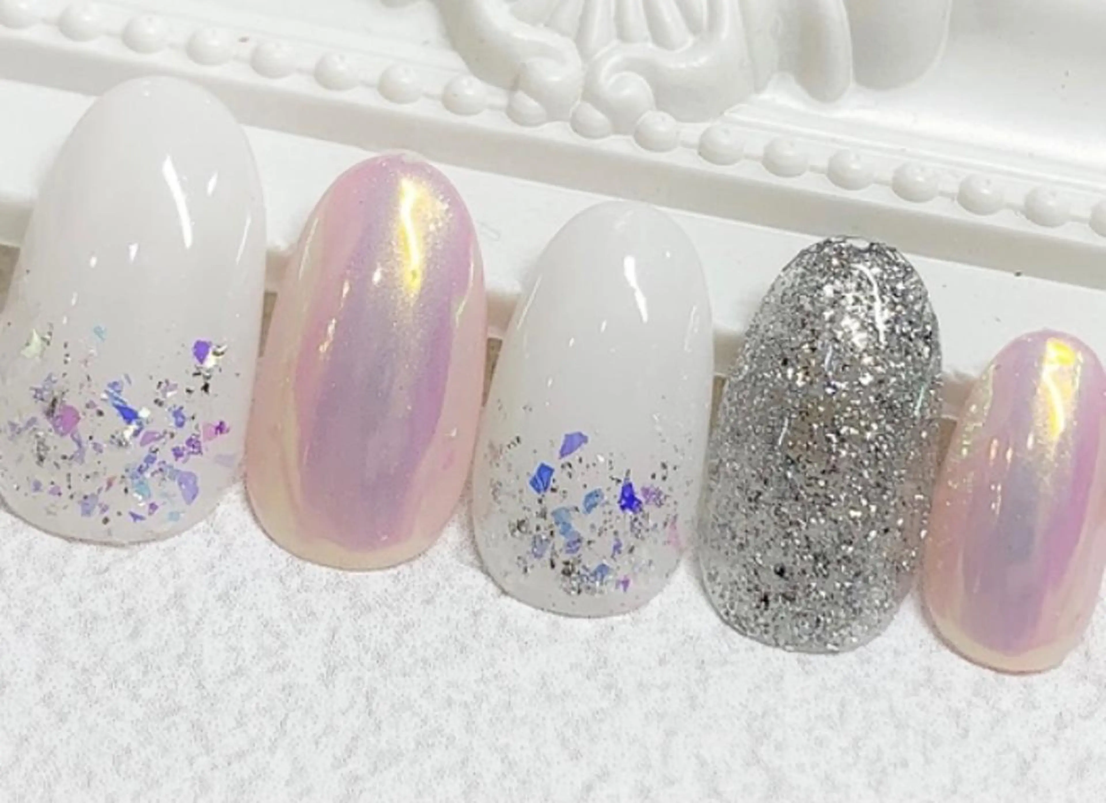 ネイル オーロラネイル ミラーネイル Spie beauty salon 塚本店所属・spie 塚本店のネイルデザイン