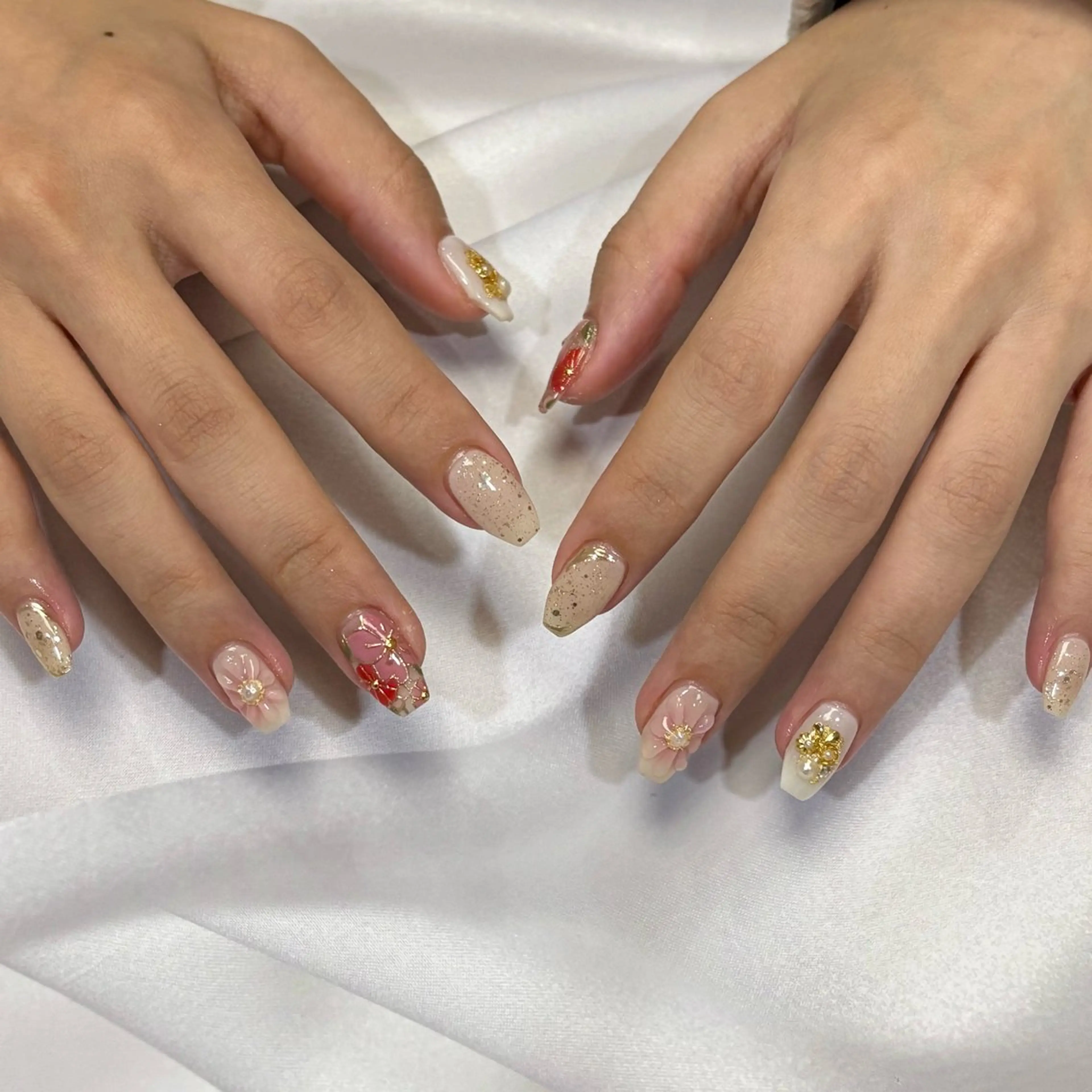 ネイル mahalo nail salon所属・Miku ㅤのネイルデザイン