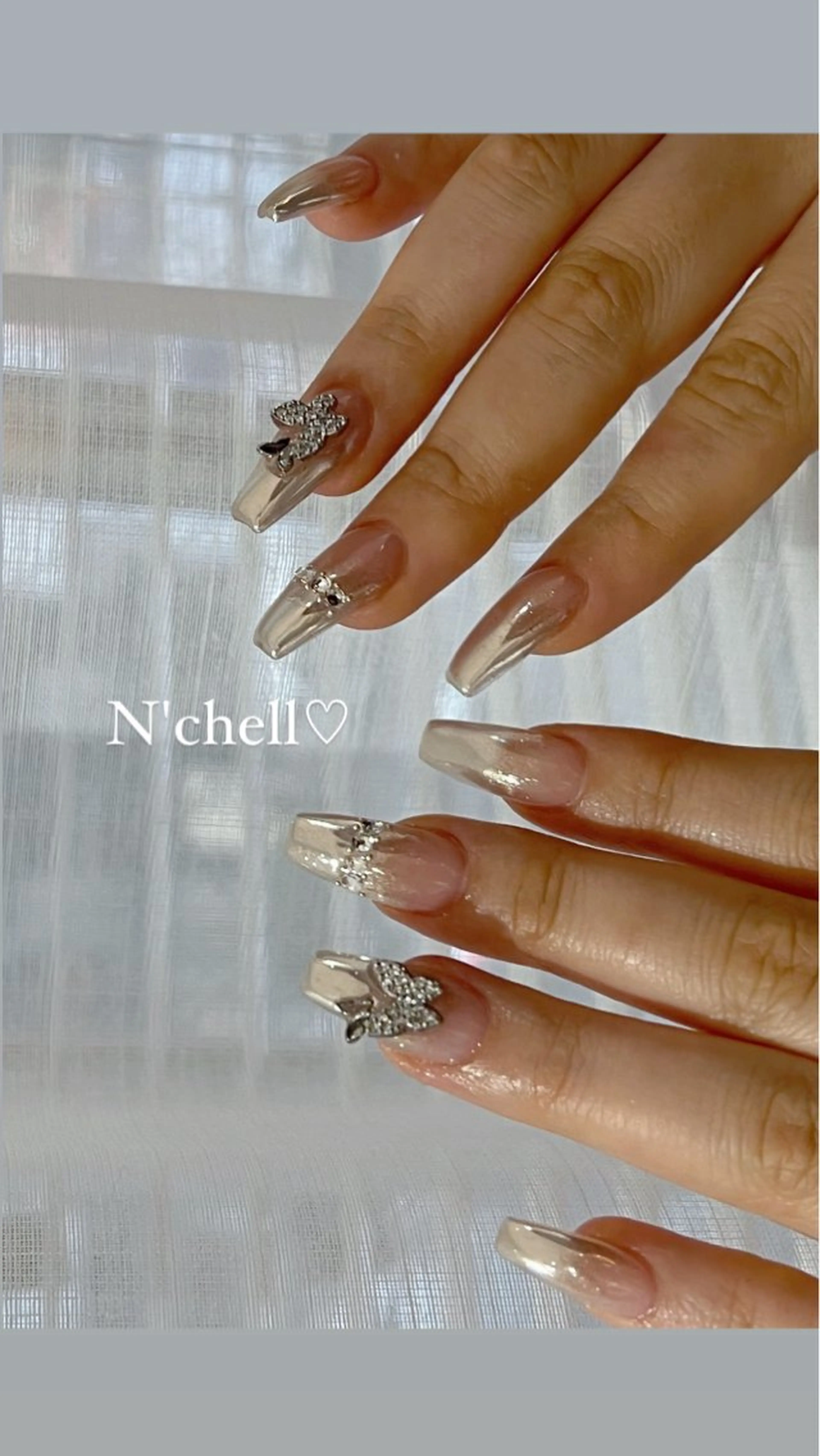 ネイル ミラーネイル シルバー ハンドネイル Nailist Minekiのネイルデザイン