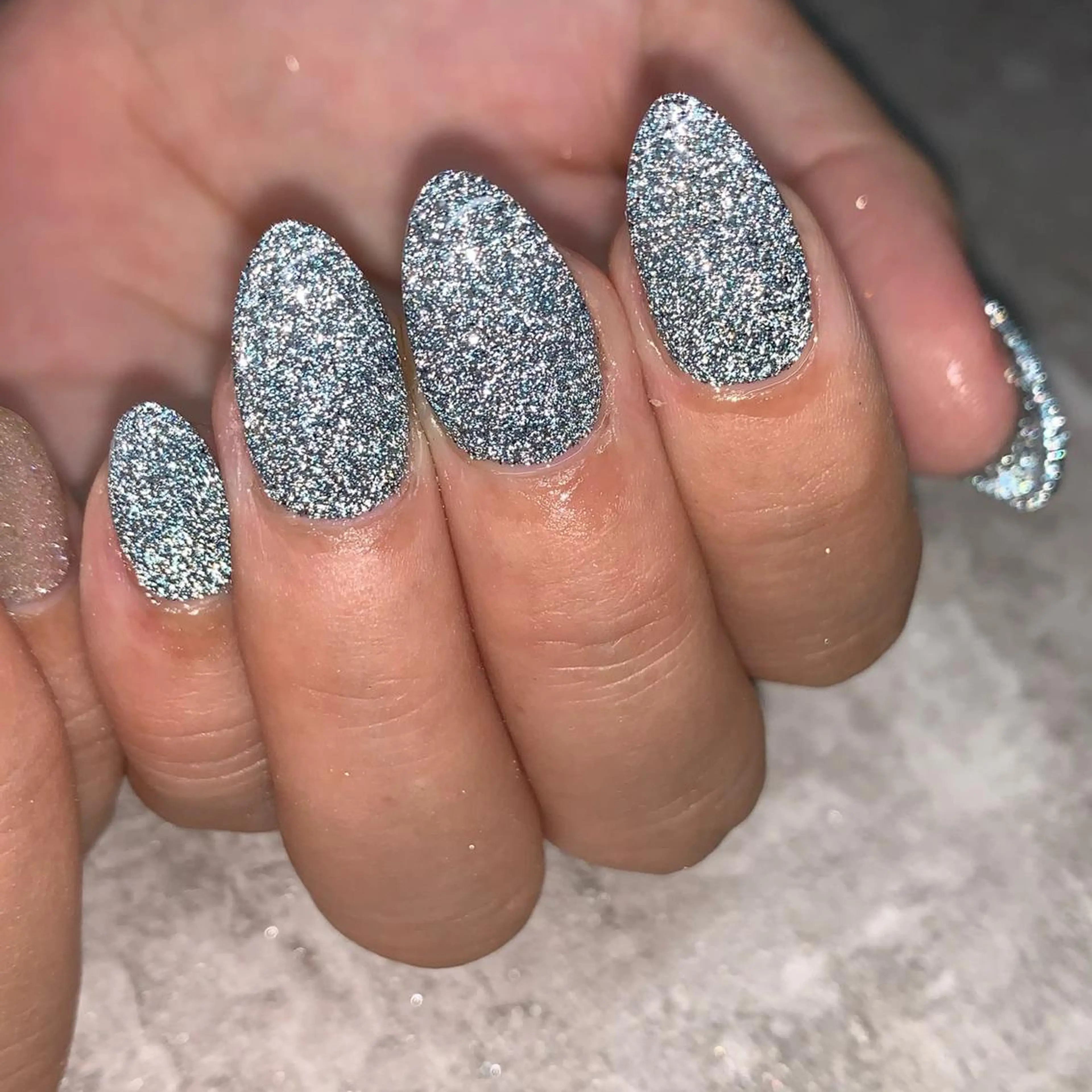 ネイル S♡JEWEL所属・S. JEWELのネイルデザイン