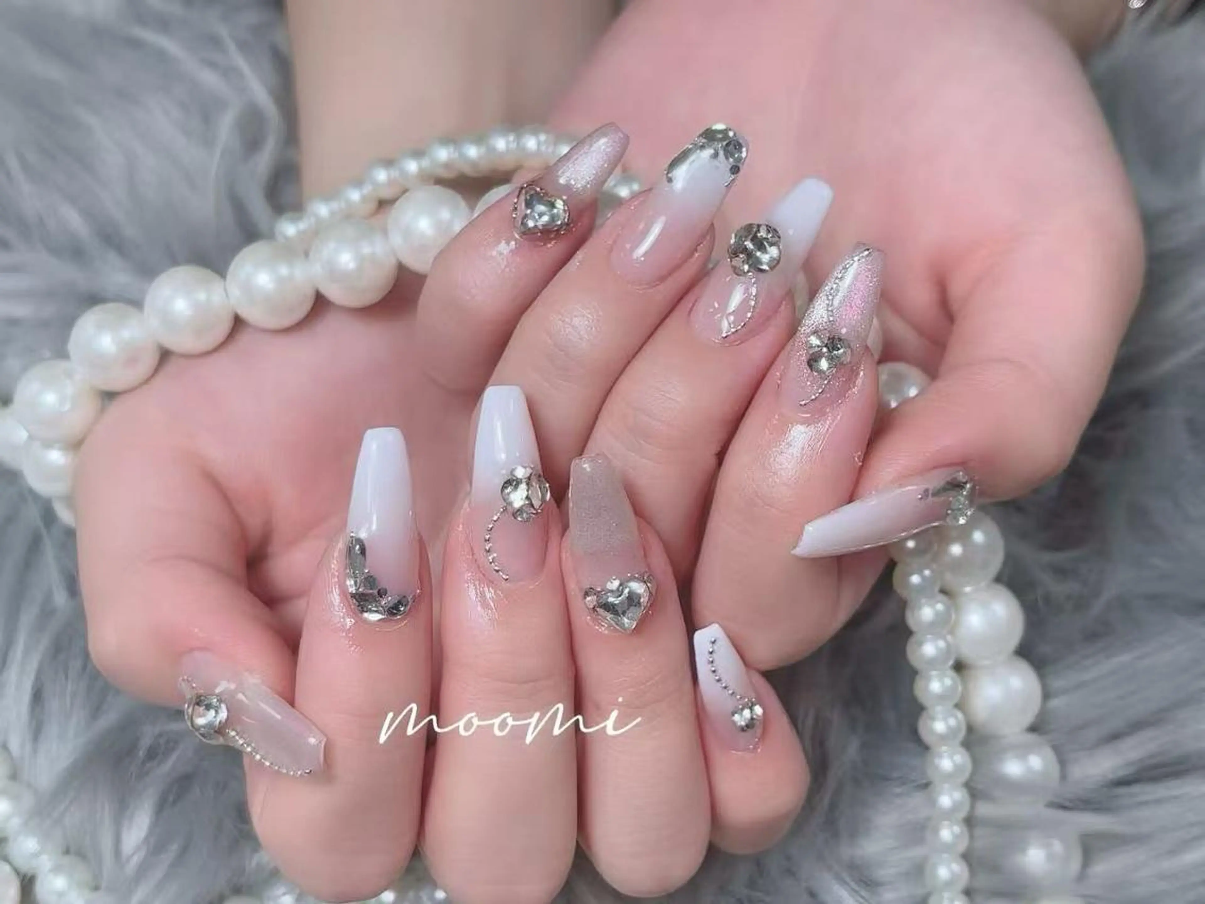 ネイル 長さ出し ジェルネイル グラデーション 韓国ネイル マグネットネイル moomi nail スカルプ専門のネイルデザイン